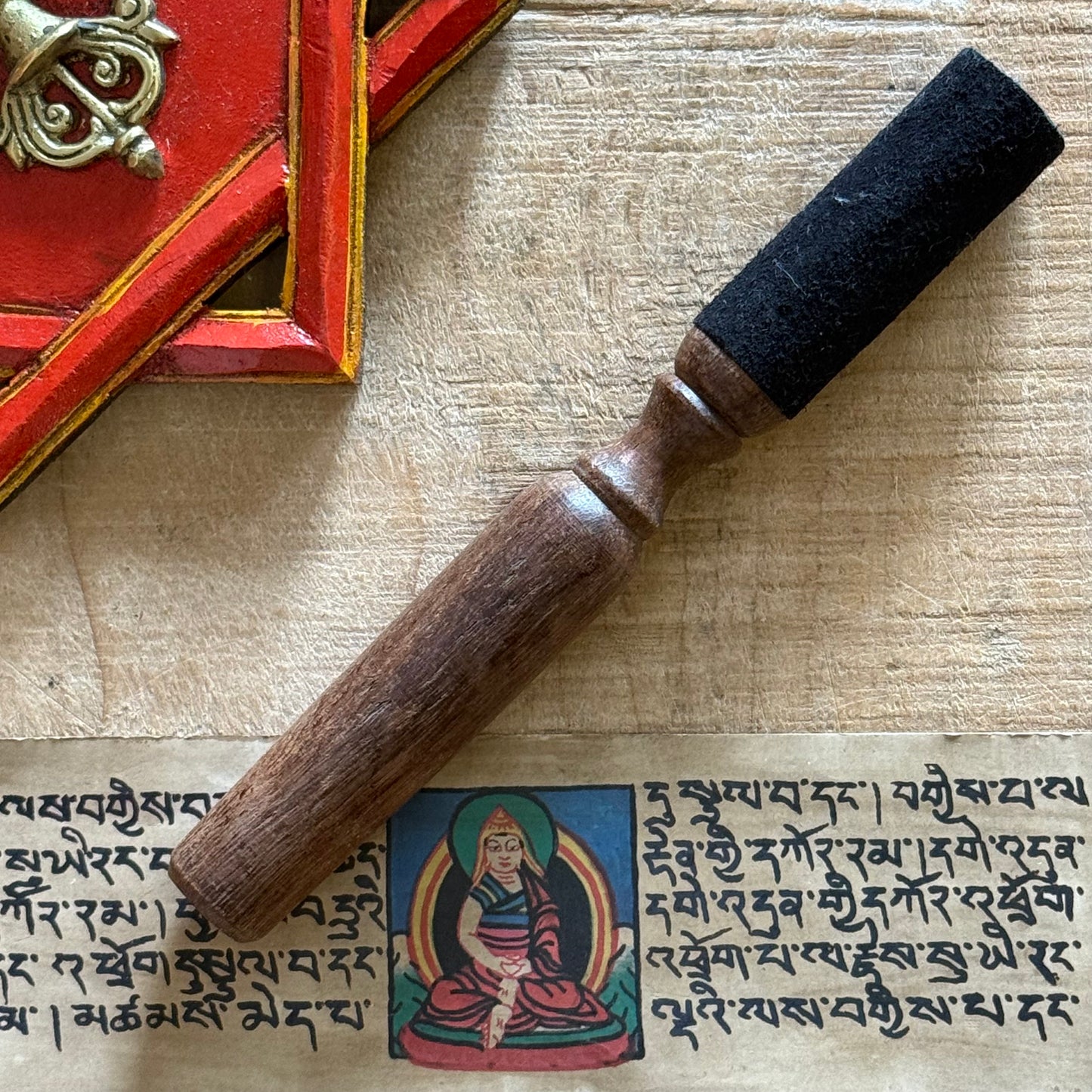 18cm Suede Singing Bowl Puja Stick Medium Bowl Striker
18cm suede puja stick for small & medium singing bowls. Handcrafted in Nepal. Ideal for meditation, energy healing & sacred sound practices