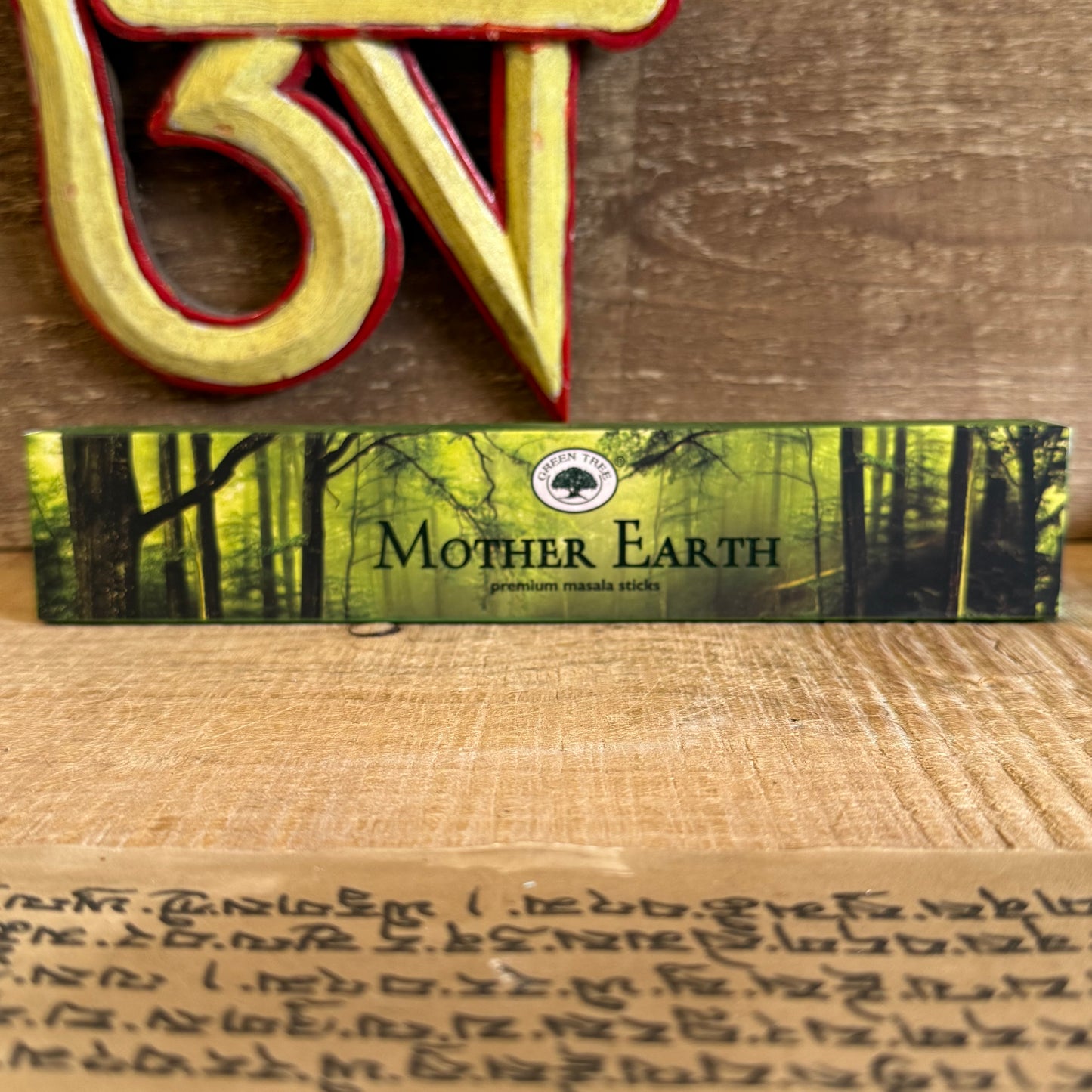 Child of Earth, walk softly and listen.
In this sacred bundle lies the essence of Gaia herself—Green Tree’s Mother Earth Incense, a fragrant prayer composed of flora, sacred herbs, essential oils, and resins. Hand-rolled in India using the same ancestral methods honored for over 400 years, this incense is more than scent—it is ceremony.