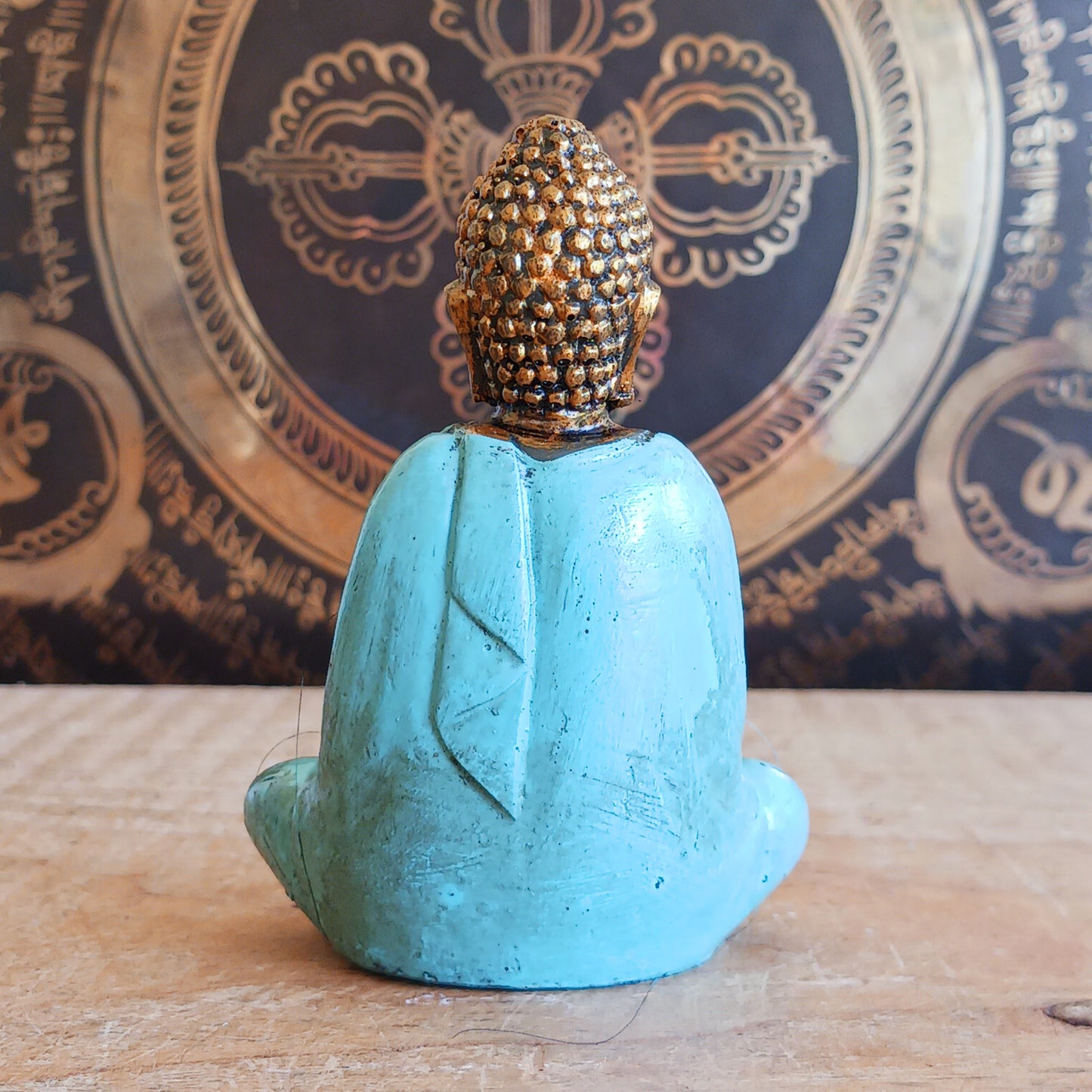 Create a calming and uplifting atmosphere with this beautiful little Turquoise & Gold Buddha Statue. Designed to inspire peace, harmony, and positive energy, this charming decorative ornament makes a wonderful addition to any home, office, meditation room, or yoga space.