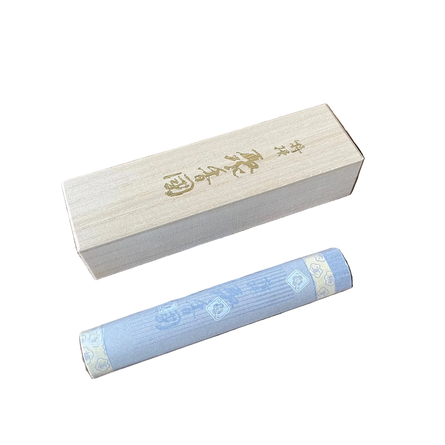 Japanese incense, Shu Koh Koku incense, sandalwood incense, aloeswood incense, traditional Japanese incense, low smoke incense, meditation incense, home fragrance, incense sticks, Japanese aroma