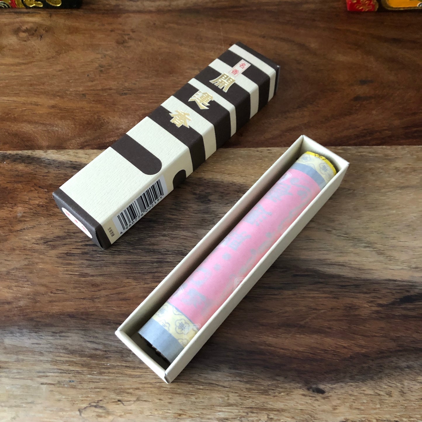 Kaiunkoh Incense - Medium Box (55 Short Sticks)