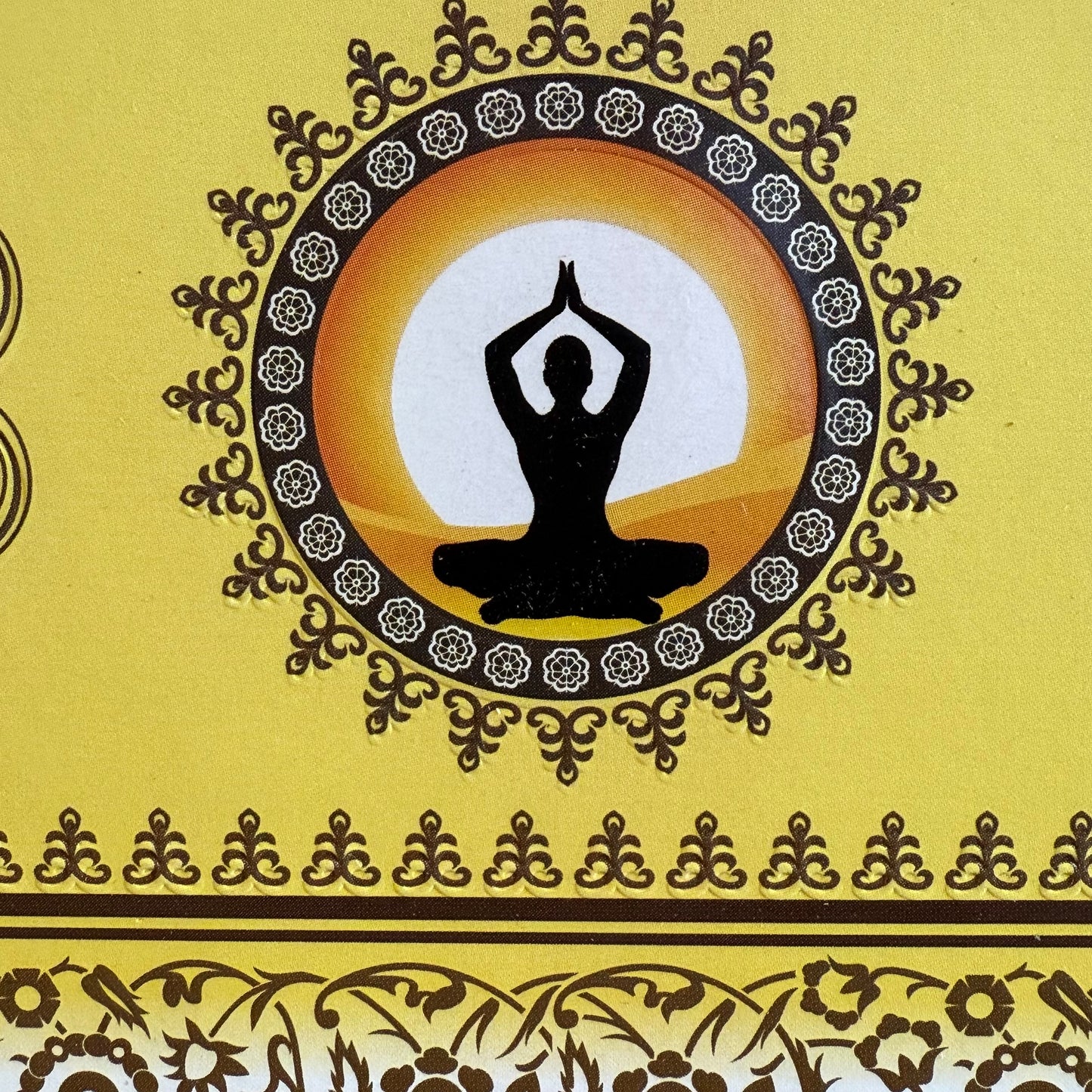 Ayurvedic masala&nbsp;Meditation &nbsp;incense sticks are made from essential oils plus all-natural ingredients for a pure aroma every time. Each variety is a fine blend of premium resins, oils, herbs, petals and honey. Beautiful scents for meditation, yoga and spiritual cleansing include fragrant aids to promote harmonious mood and enhance wellbeing