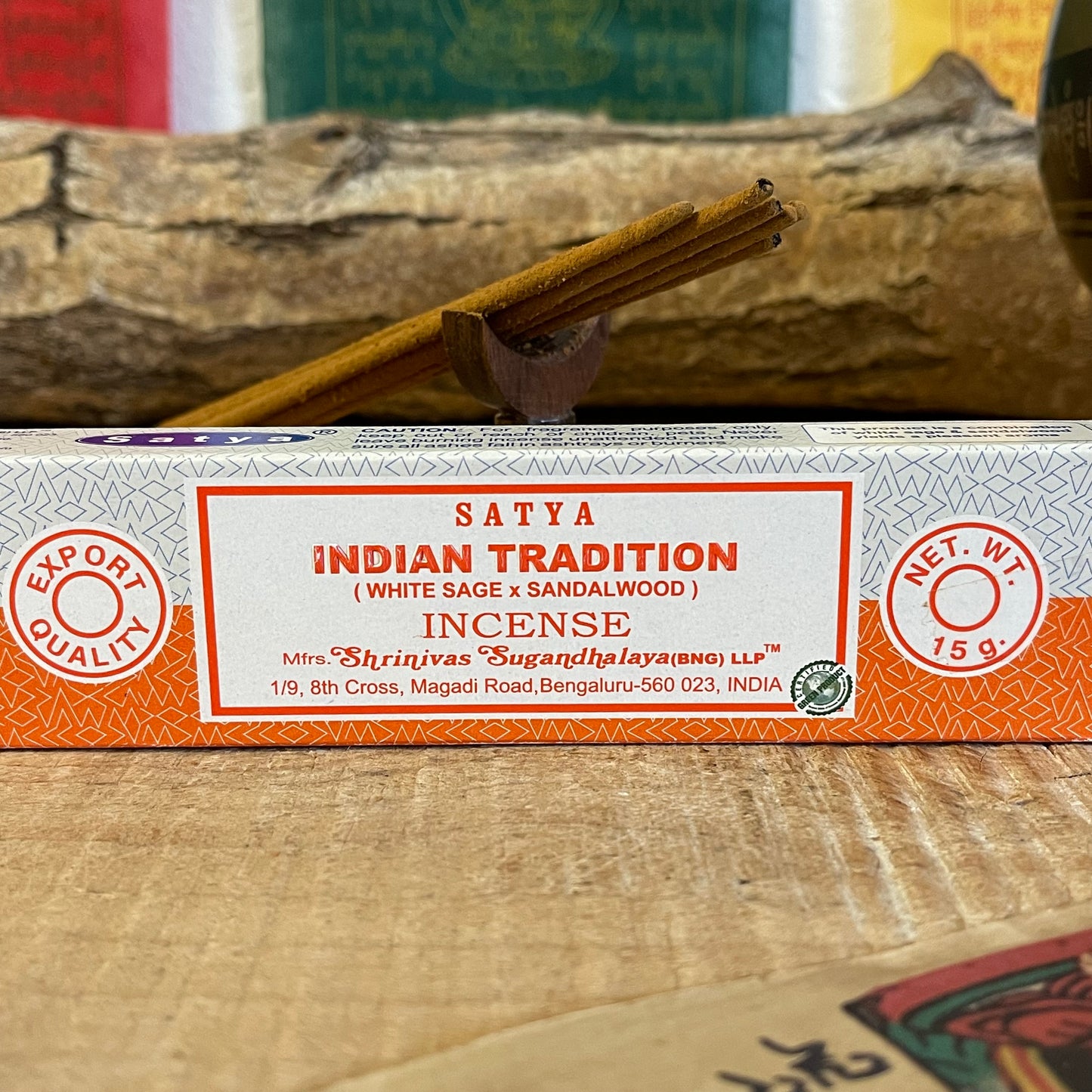 Satya Earth Indian Tradition - A unique combination of healing and cleansing white sage properties with the soothing woody fragrance of sandalwood.