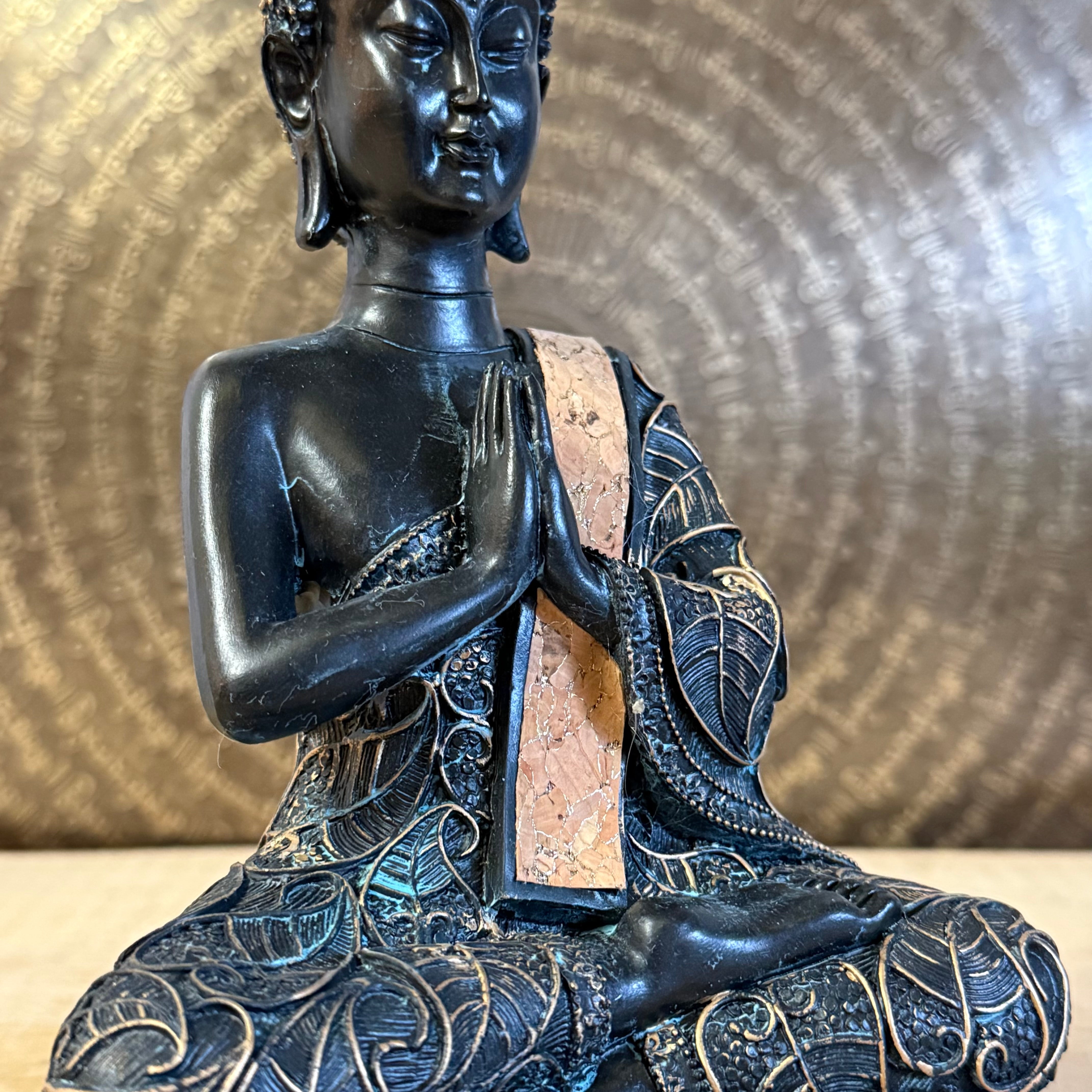 Praying Buddha Statue – Antique Look Thai Style 22 cm – The Buddha