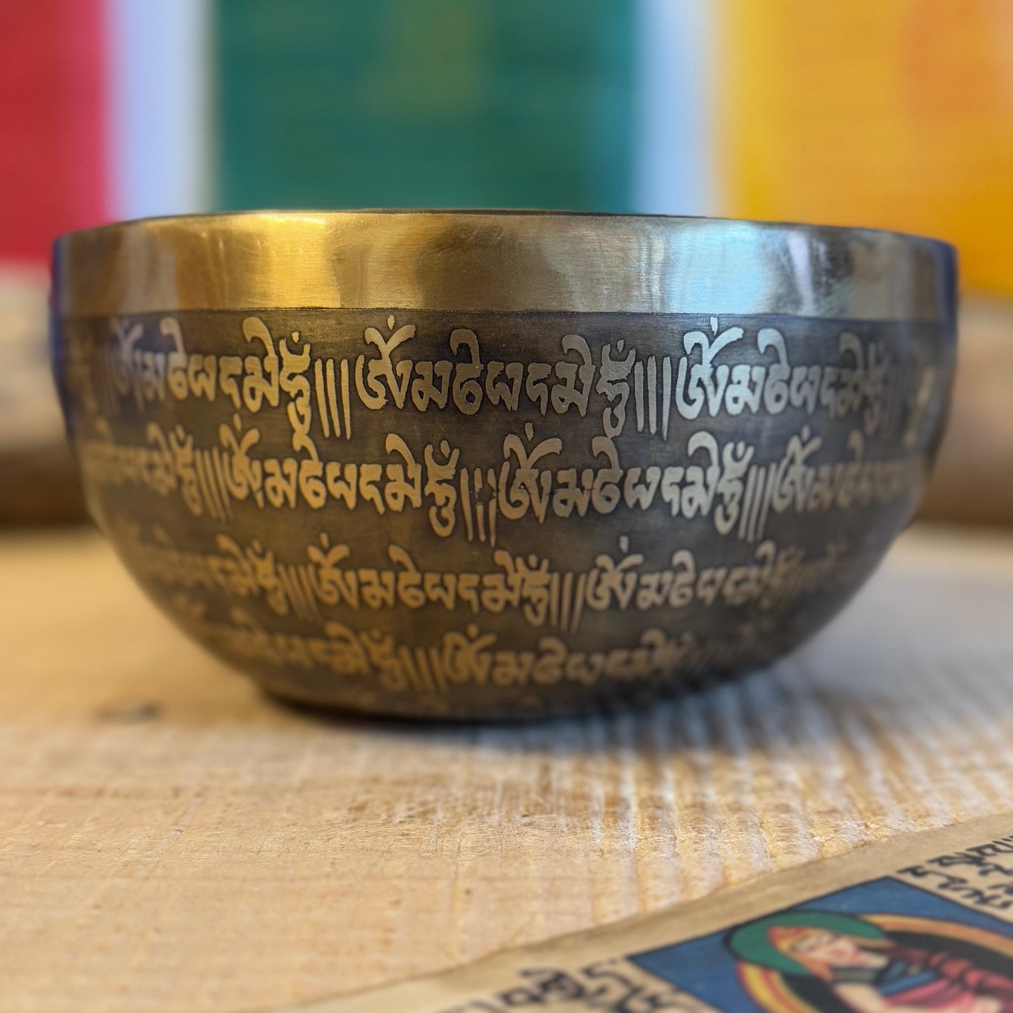 Handmade Singing Bowl from Nepal – Unique and Authentic

Discover the artistry and spiritual resonance of this handmade singing bowl, crafted by skilled artisans in Nepal. This one-of-a-kind piece combines traditional craftsmanship with spiritual symbolism, making it perfect for meditation, sound healing, or as a meaningful decorative item.

Exquisite Design:
Beautifully engraved with the sacred Om Mani Padme Hum mantra, featured both inside and outside the bowl. These intricate carvings are a hallmark of N