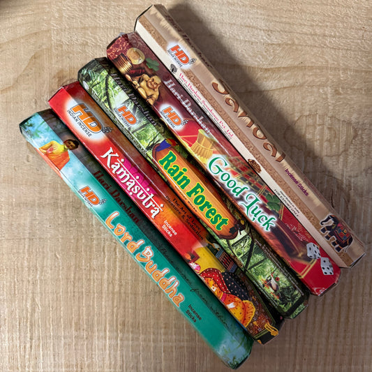 Hari Darshan hexagonal incense gift set with 5 assorted packs. Traditional Indian incense for meditation, ritual use, and mindful gifting.