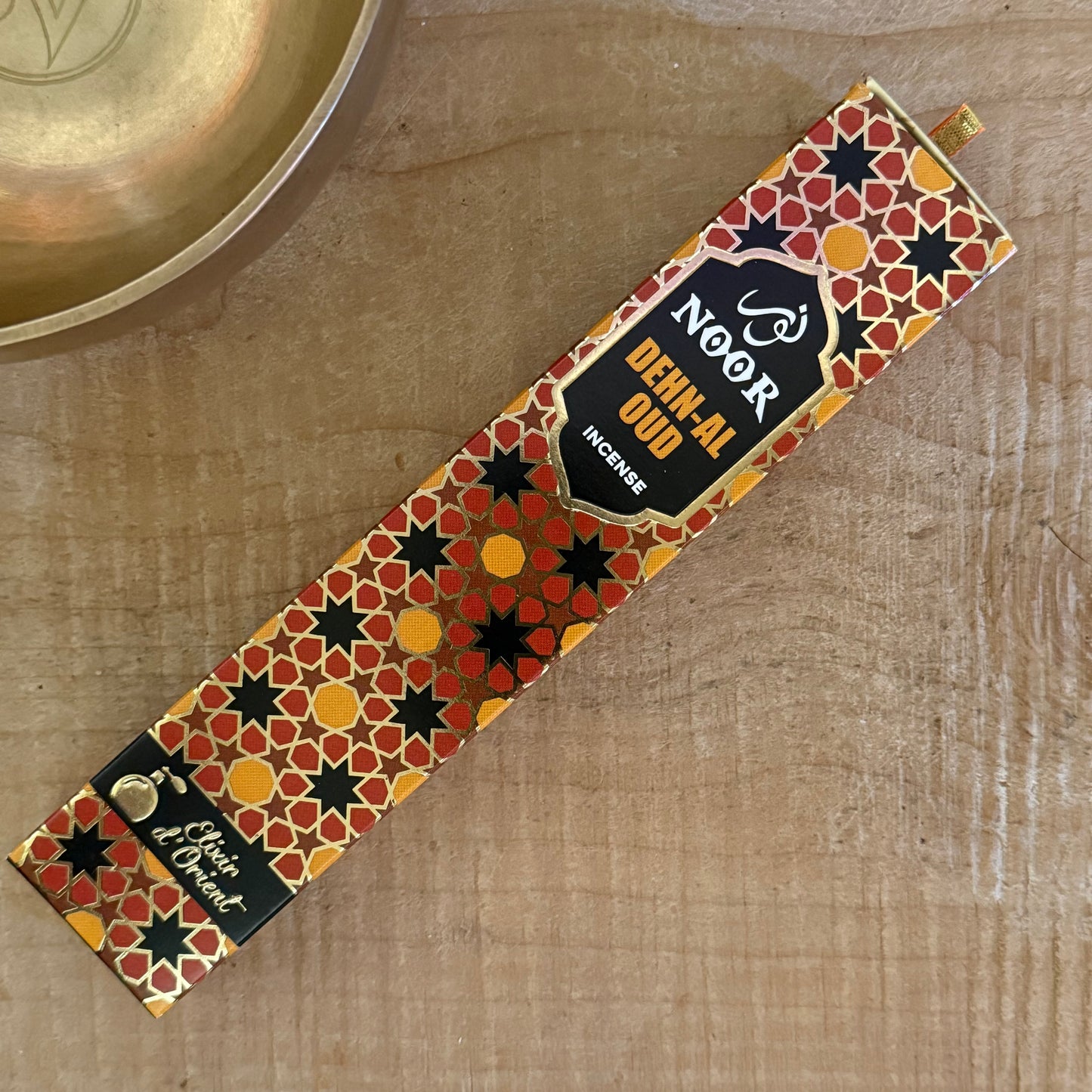 Noor Dehn-Al Oud incense sticks with rich Middle Eastern oudh fragrance
