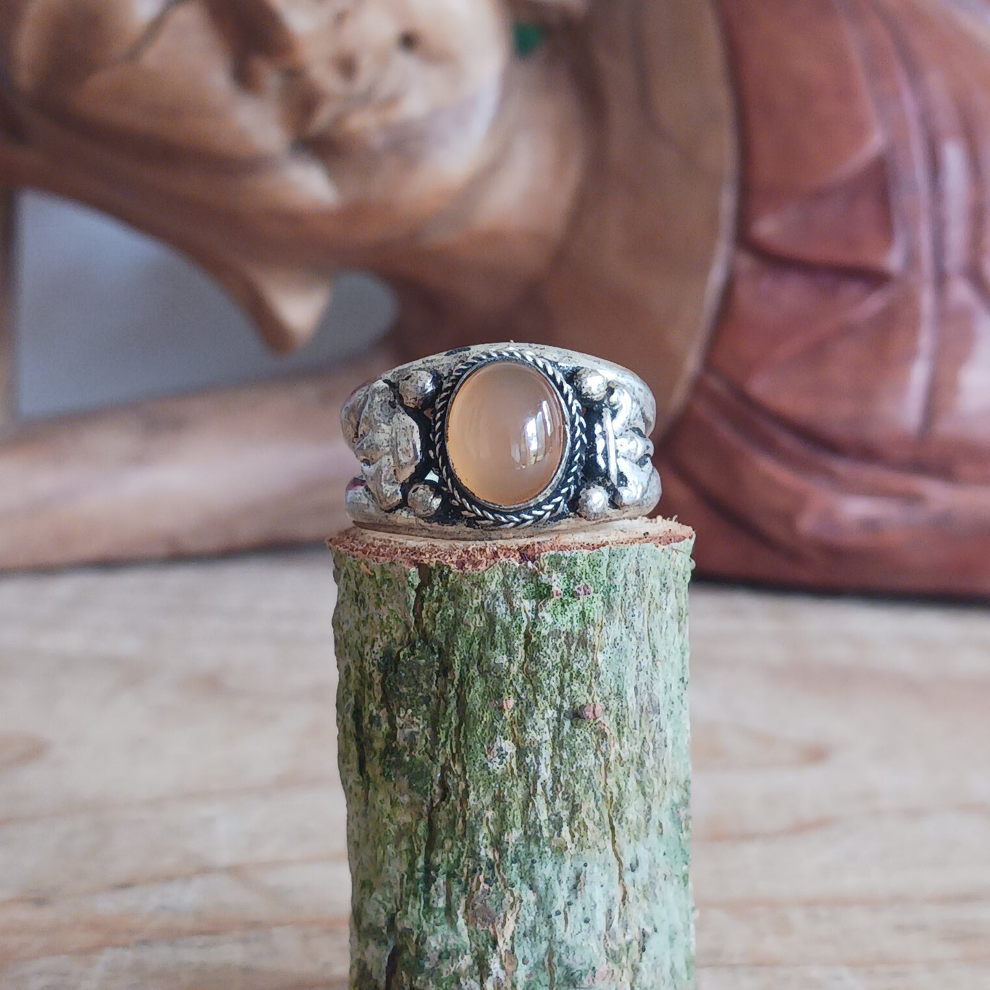 Nepalese white metal finger ring decorated with a smokey quartz stone.