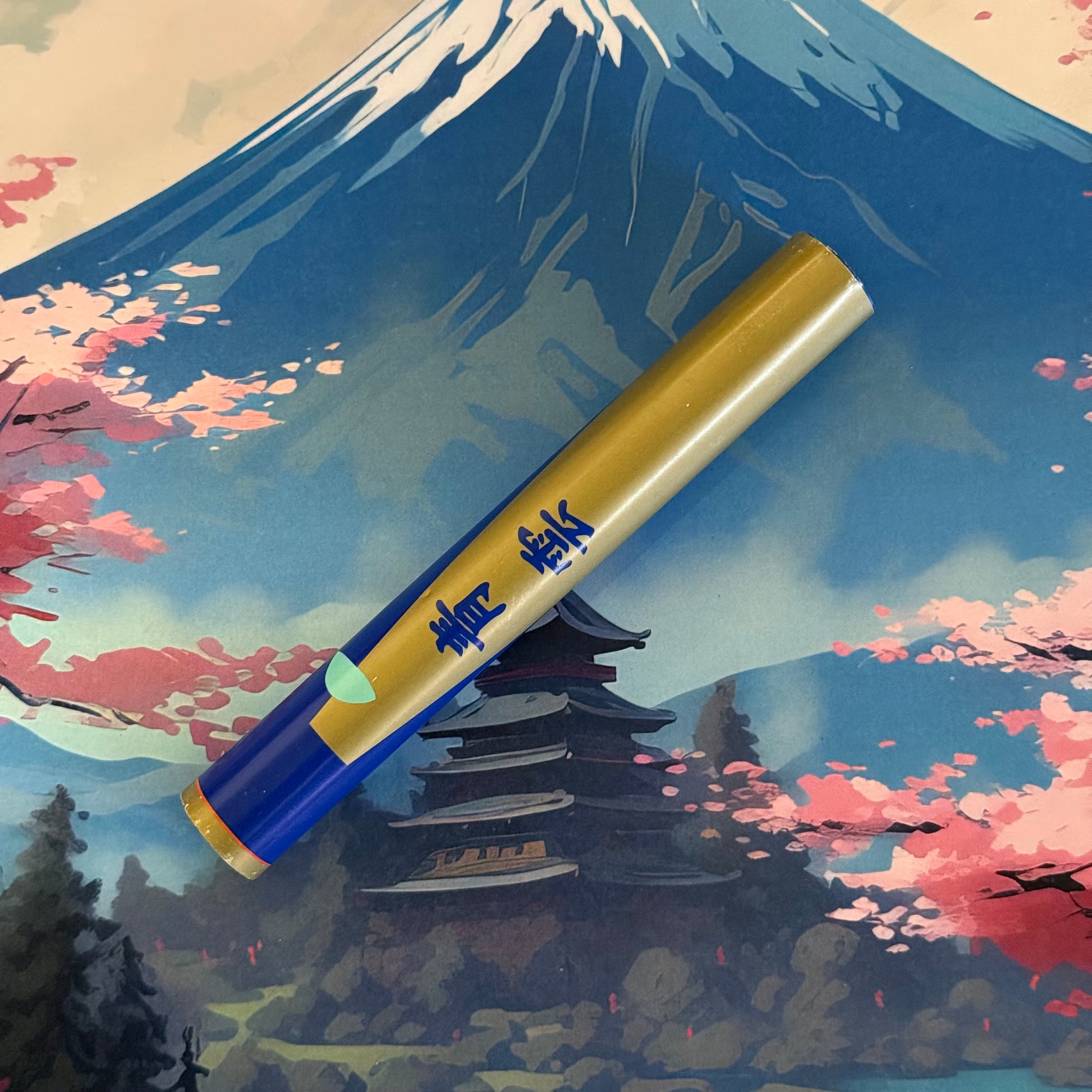 Seiun Violet Japanese incense sticks with floral scent and Mount Fuji packaging