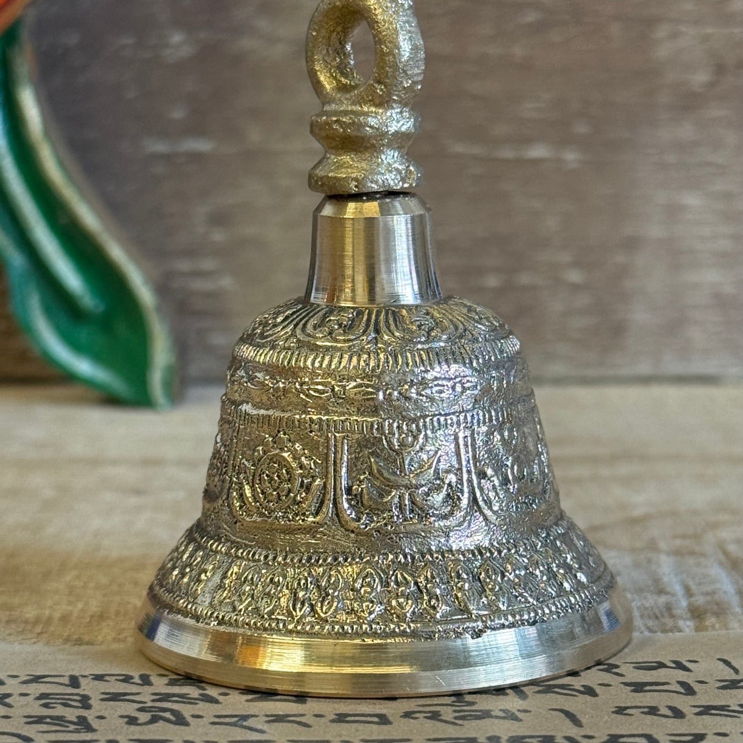 The Medium Tibetan Tingsha Bell is a sacred sound instrument, handcrafted with devotion and precision by skilled Tibetan artisans. Measuring 6 x 11.5 cm, it carries the essence of ancient mindfulness and Tibetan spiritual traditions.