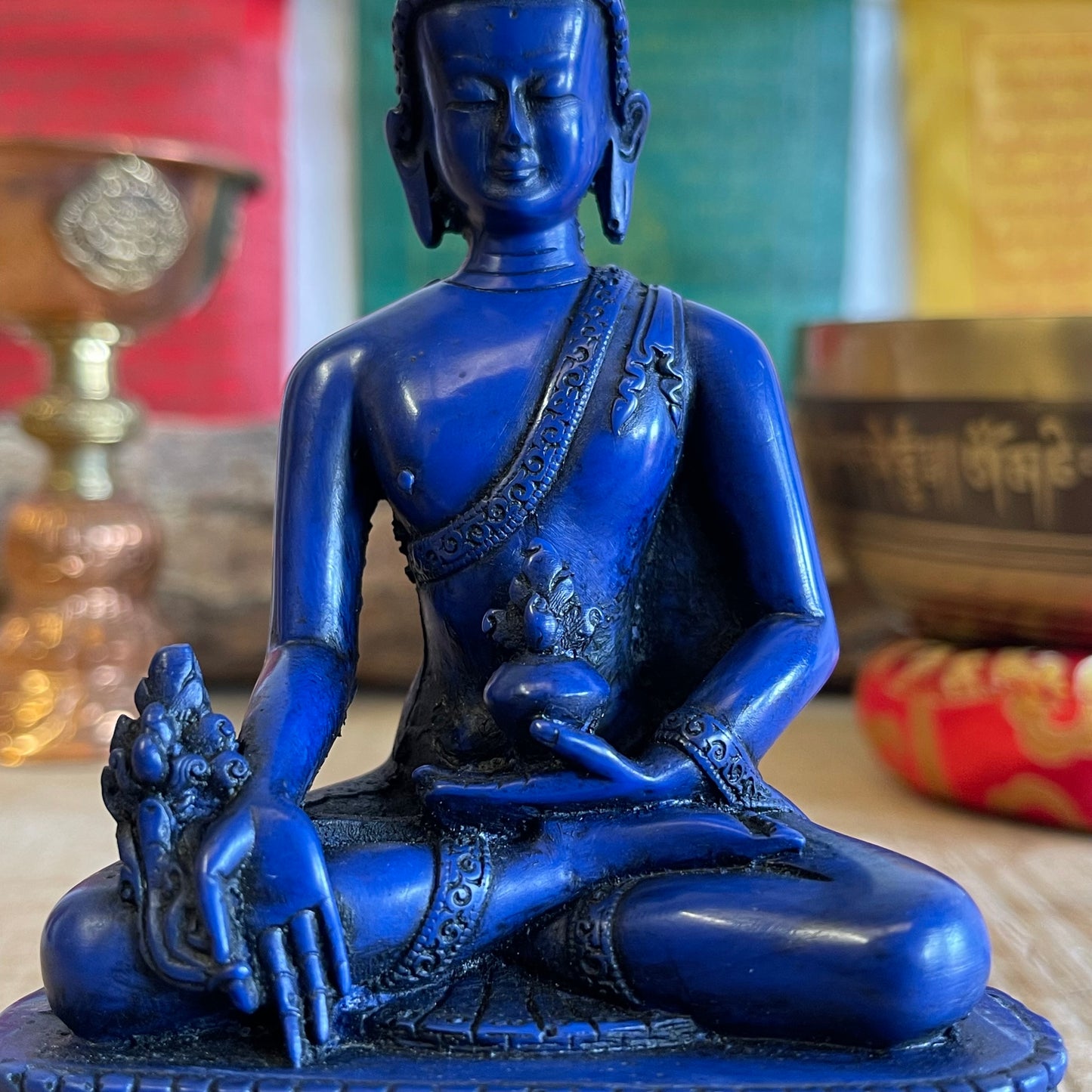 Shakyamuni Buddha Lapis Blue 14cm