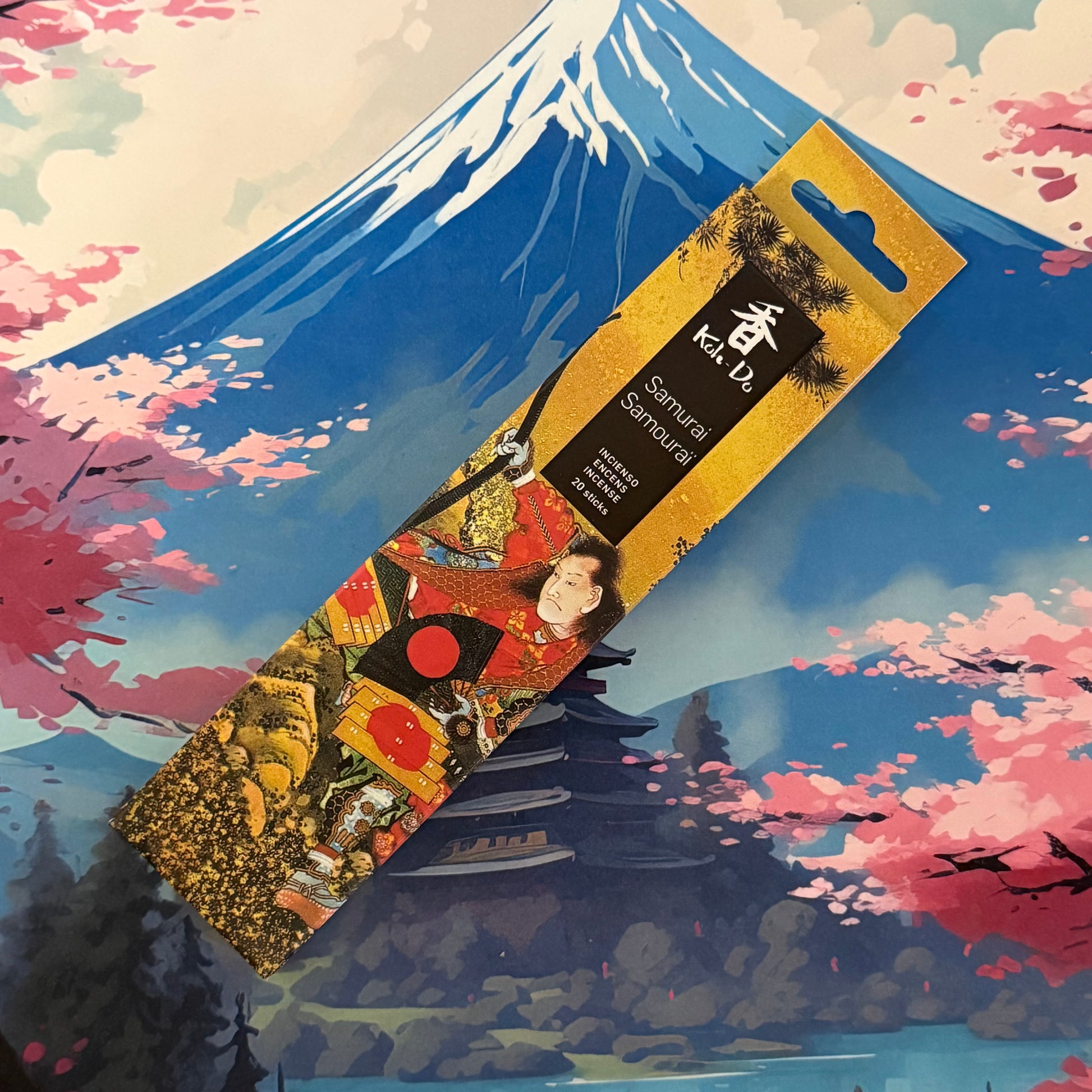 Koh-Do Samurai Incense by Baieido blends sandalwood with clove, cinnamon and star anise. Japanese, low-smoke incense for focus and calm.