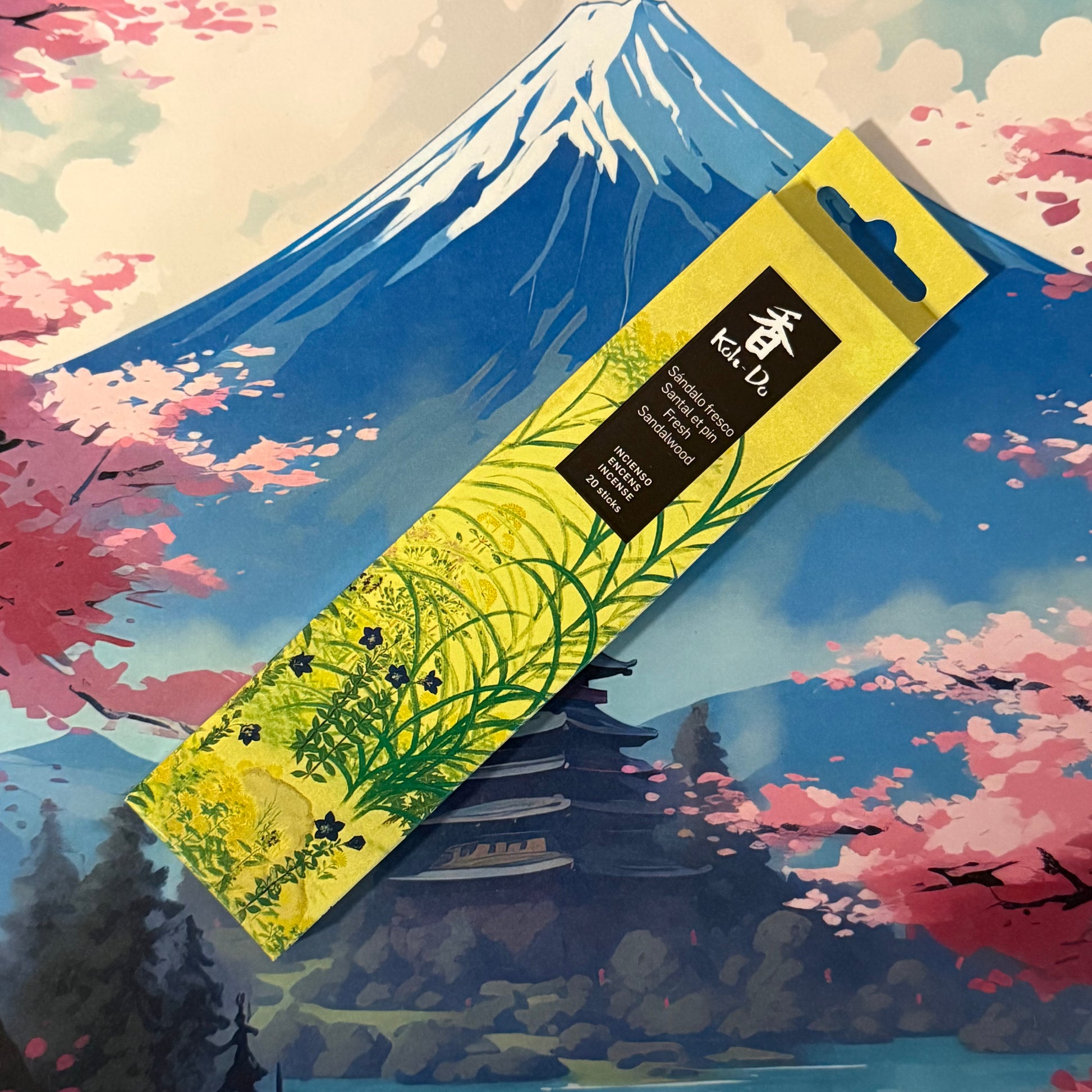 Koh-Do fresh sandalwood incense sticks by Nippon Kodo with pine notes from Japan