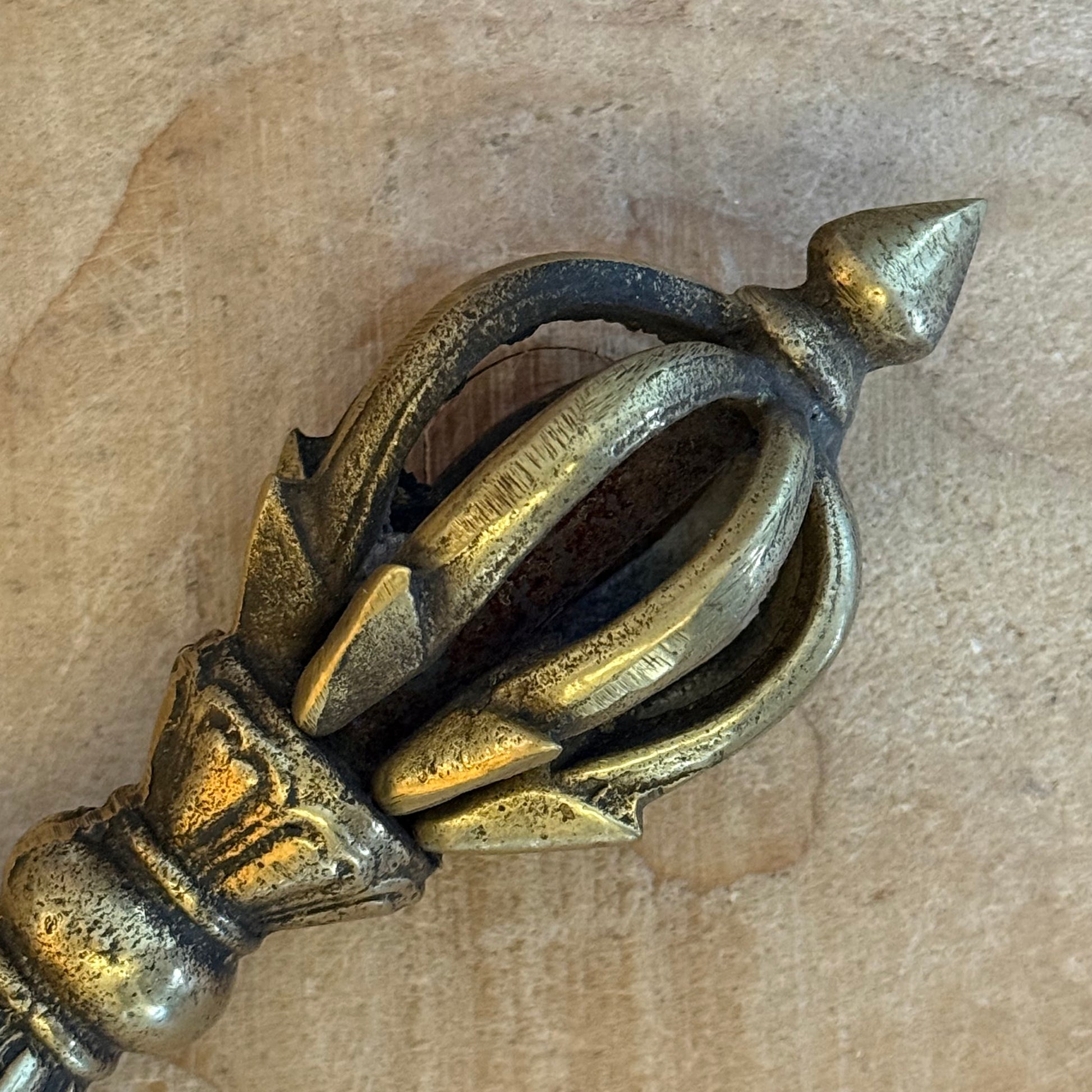 18cm Lotus Dorje vajra from Nepal, a sacred Tibetan Buddhist ritual object symbolising indestructibility, wisdom, and compassionate Vajrayana practice.