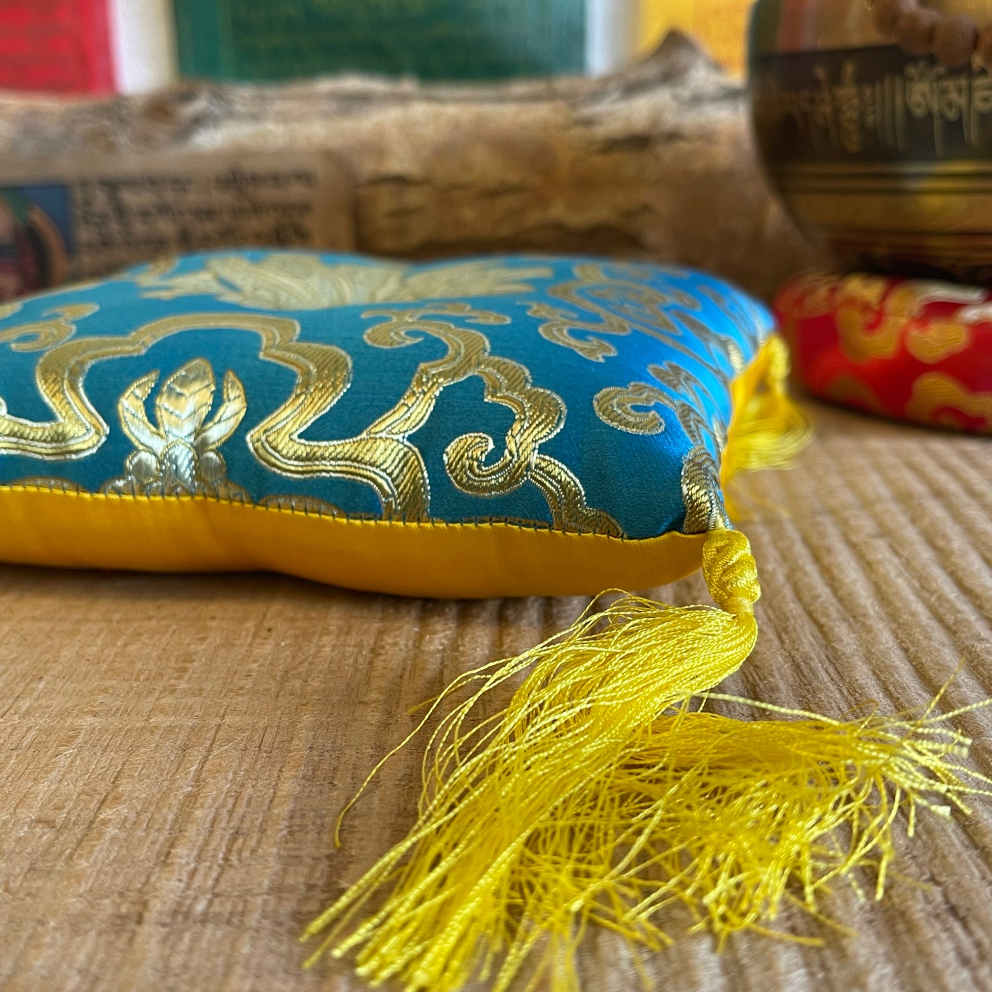 Flat Singing Bowl Cushion | Buddhist singing bowl cushion