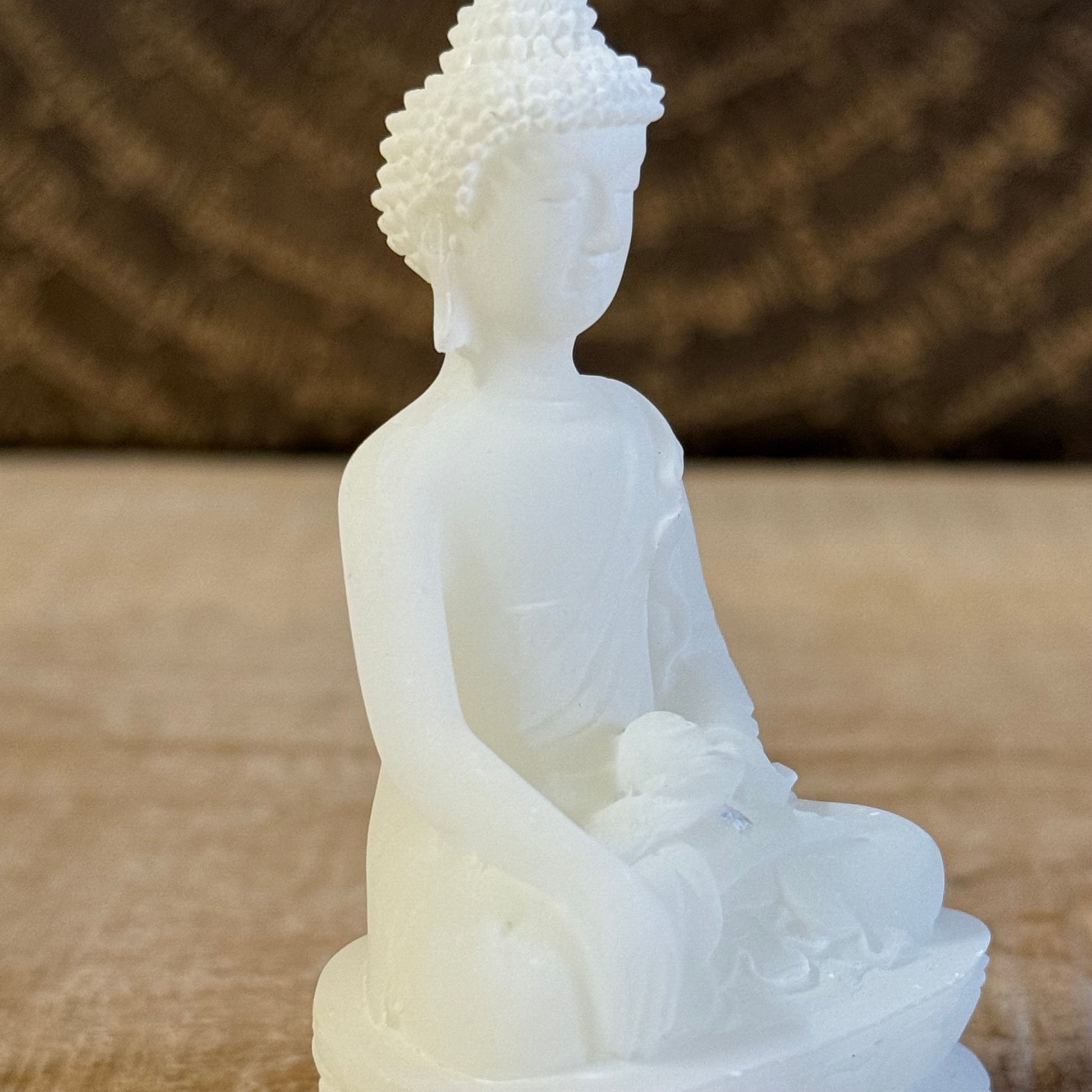 Hand-crafted polyresin Buddha statue in Bhumisparsha mudra, 8.5cm enlightenment figure