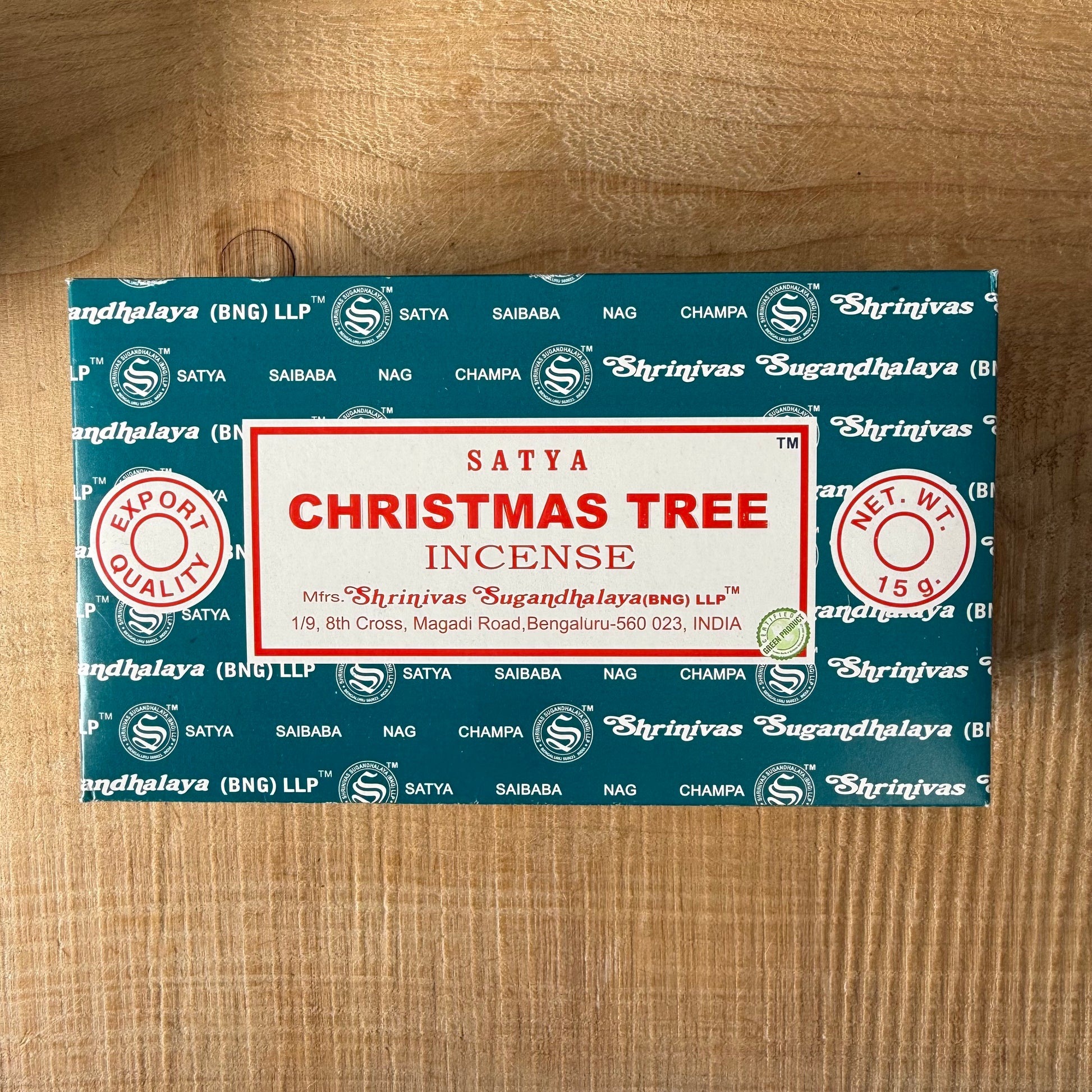Satya Christmas Tree Incense Sticks 15g | Festive Masala Incense

Enjoy the festive aroma of Satya Christmas Tree Incense Sticks. Hand-rolled in India, 10 sticks per 15g pack with a 30-minute burn time.