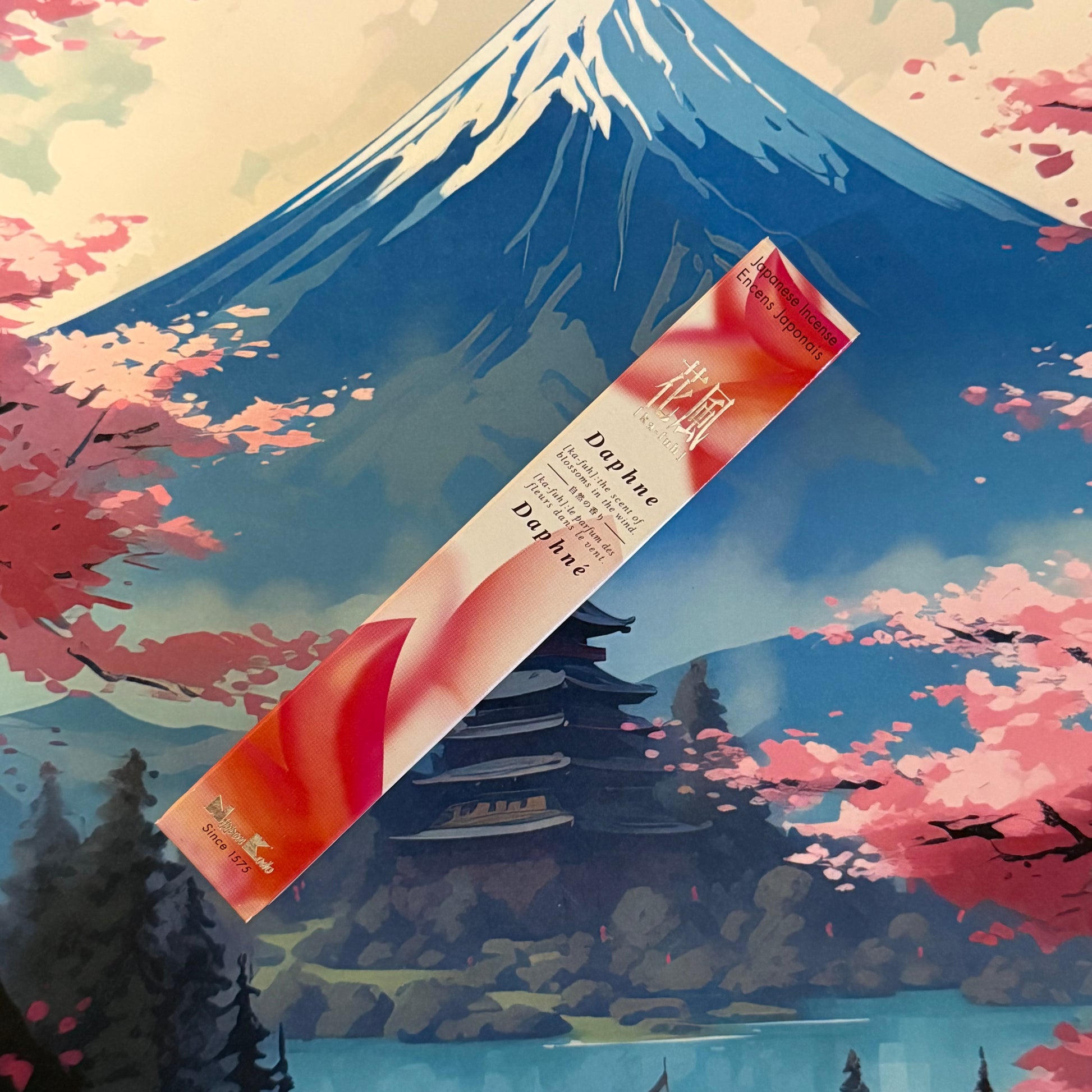 Ka-Fuh Daphne Japanese incense sticks with delicate floral scent and red petal artwork