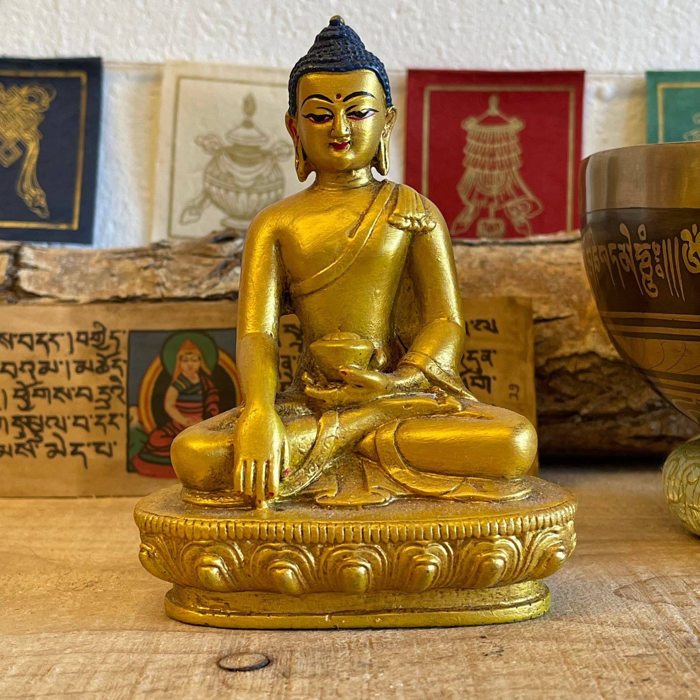 Golden Resin Statue of Shakyamuni Buddha 14cm