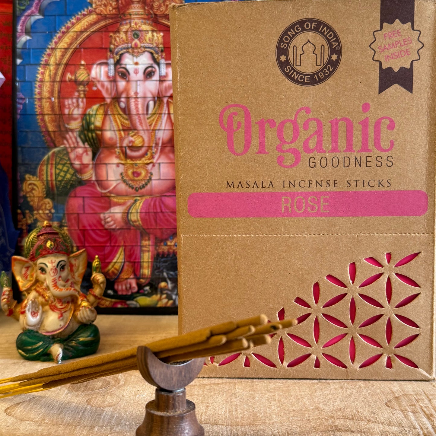 Rose Incense – Organic Goodness | Luxury Scent from India

Experience the scent of luxury with Organic Goodness Rose incense. Made in India, this rich, woody aroma is found in premium perfumes. 12 x 15g sticks.