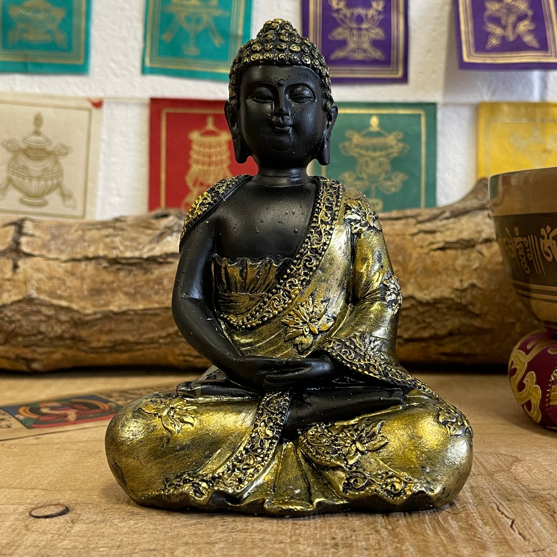 Buddha in Meditation (resin) 16 cm