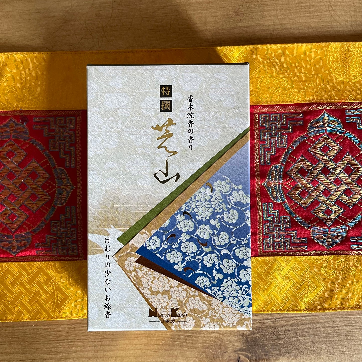 1 × Tokusen (Premium) Shibayama Incense (380 Sticks)