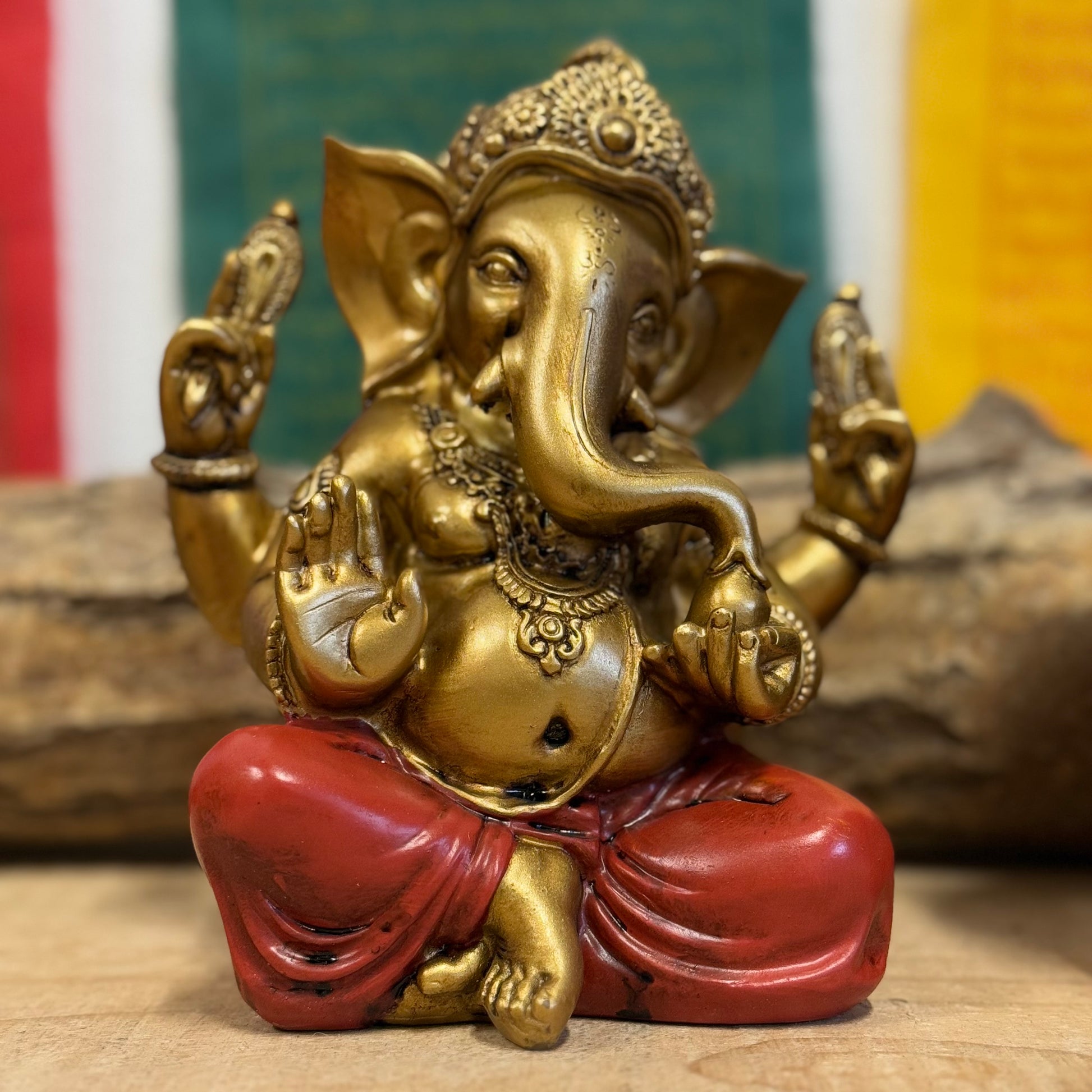 Ganesh Statue – The Elephant God of Wisdom and Prosperity

Embrace the divine energy of Ganesh, the beloved Elephant God, revered in both Hindu and Buddhist mythology. This intricately crafted statue of Ganesh is ideal for indoor display, radiating spiritual presence and blessings into your space.