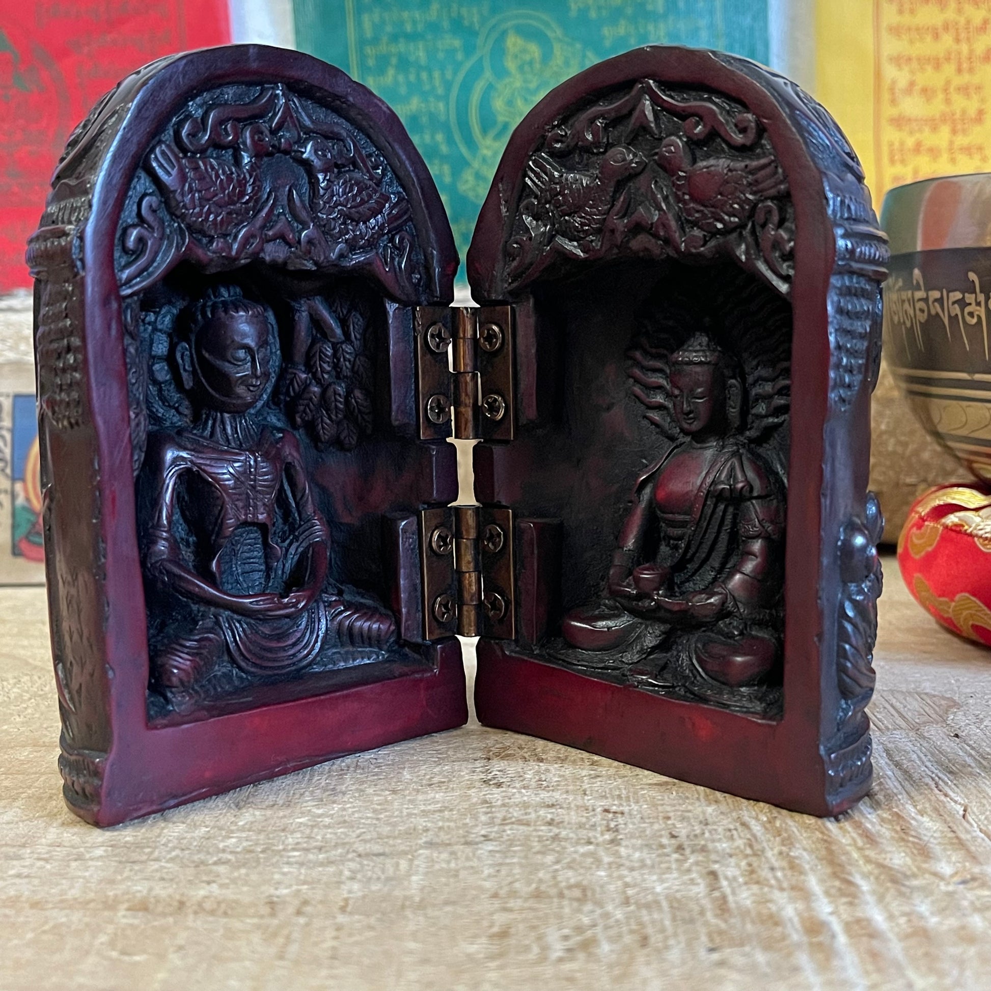 Tibetan Folding Alter | Buddhist folding shrine