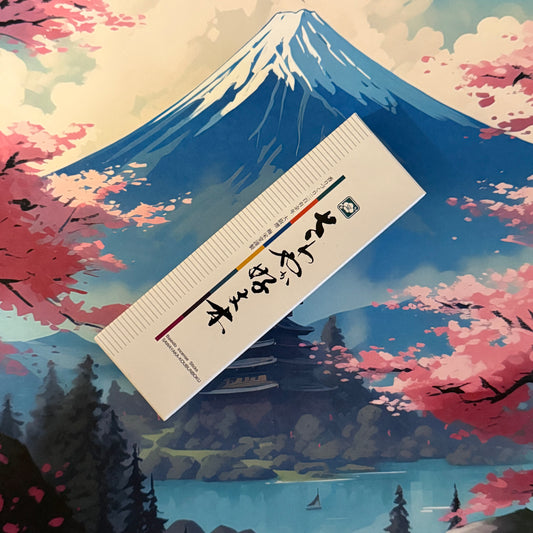 Kaden Kobunboku Japanese incense sticks by Baieido, sandalwood and aloeswood blend