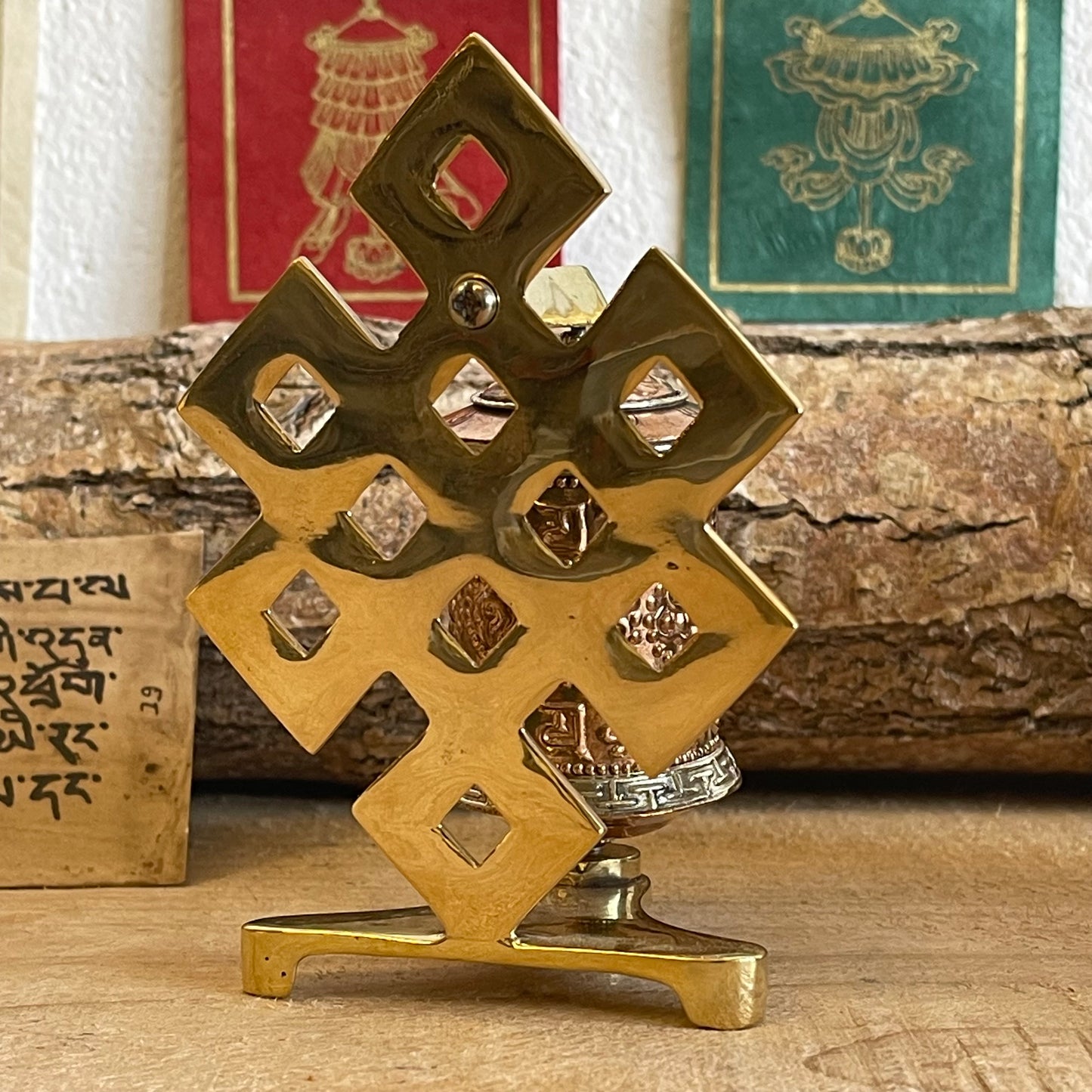 Endless knot prayer wheel with Om mantra (desk top) 12.5 cm