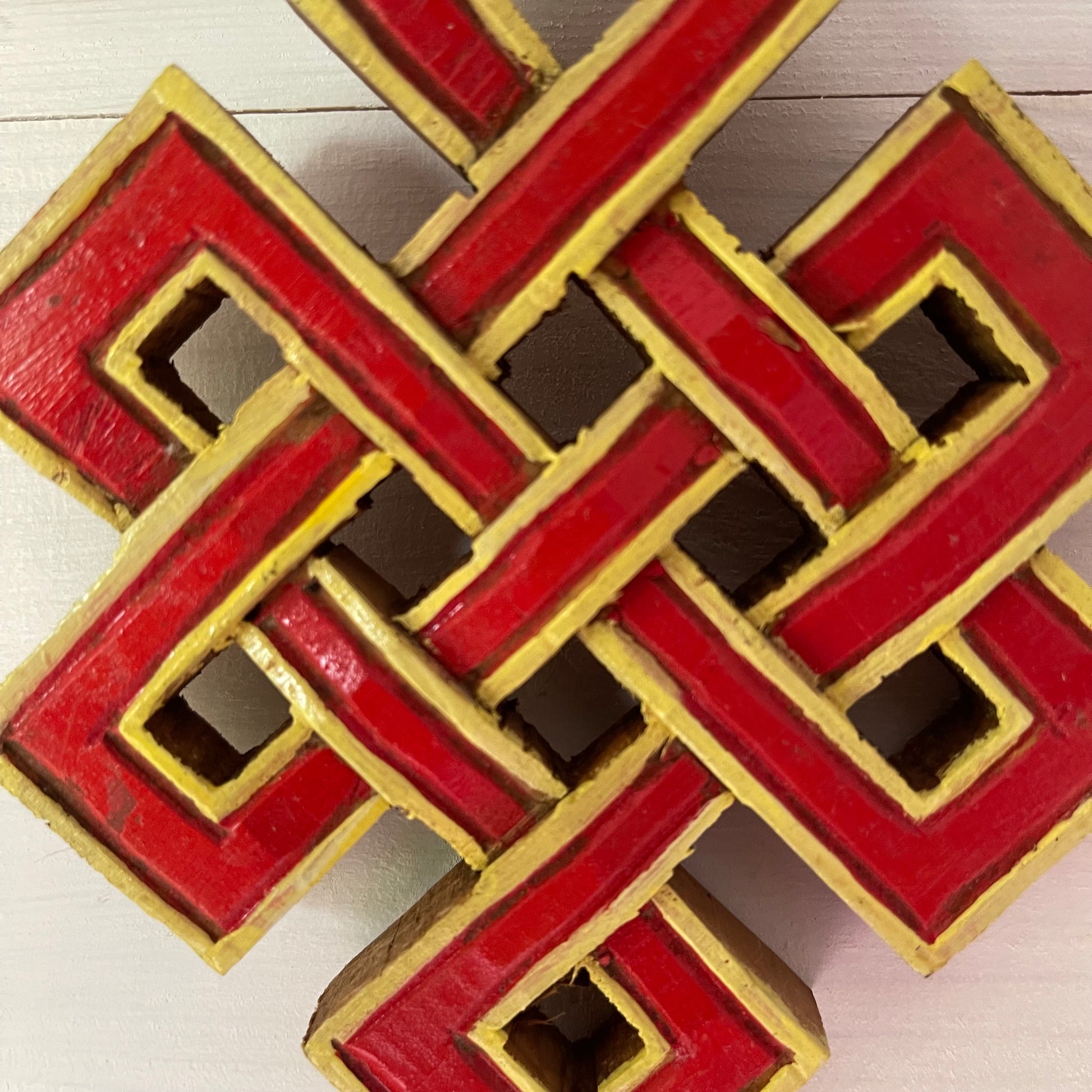 Tibetan Hand painted  Endless Knot Sml  13 X 10cm