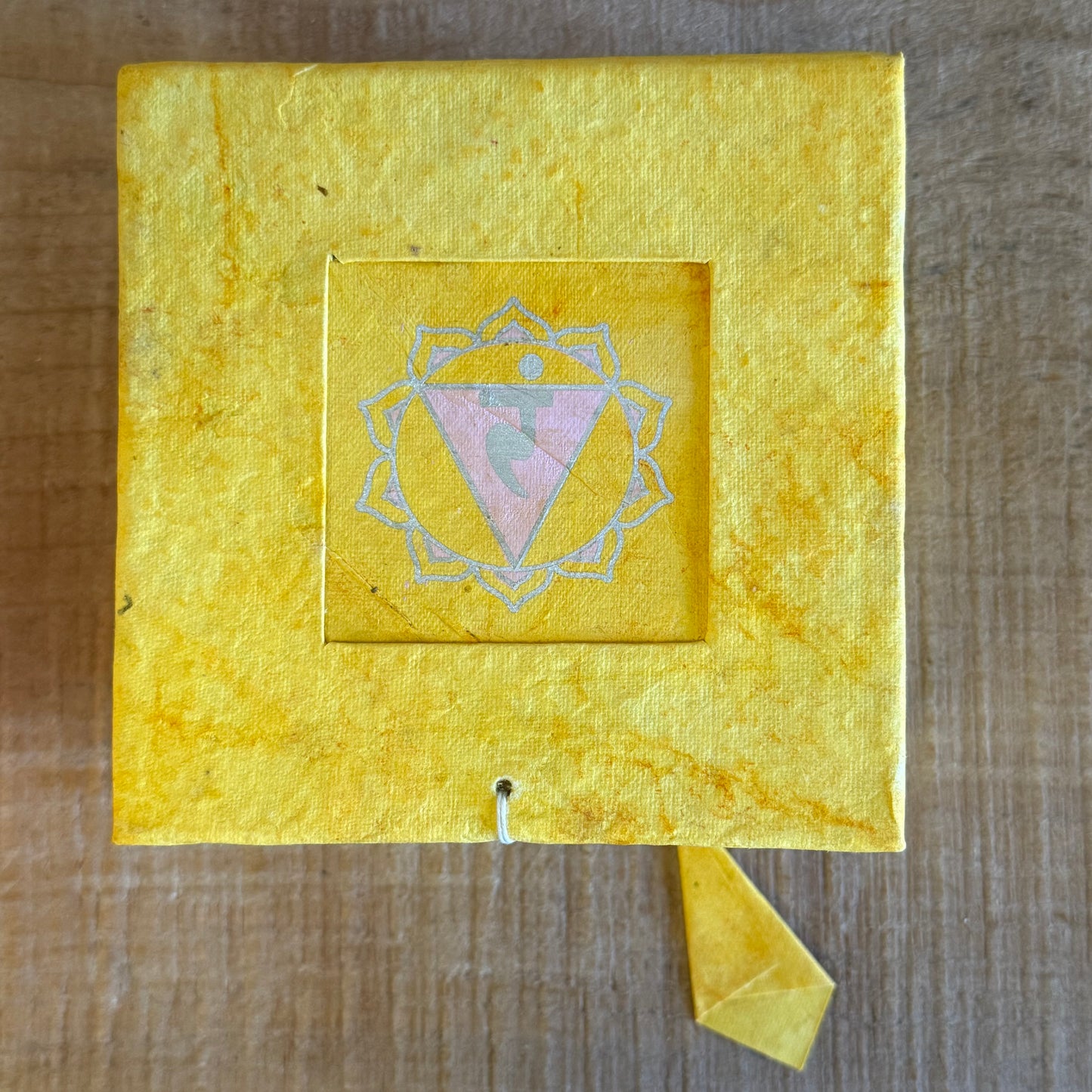 Ignite your inner fire with our Solar Plexus Chakra Singing Bowl. Handcrafted for intention and resonance, this golden-hued bowl is tuned to activate and balance the third chakra—your center of personal power, joy, and self-confidence.

Located just above the navel, the Solar Plexus Chakra (Manipura) governs willpower and emotional balance. When in harmony, it fuels intuition, eases tension, and restores clarity. Associated with the energies of Fire and ruled by the Sun and Mars, this chakra thrives on empo