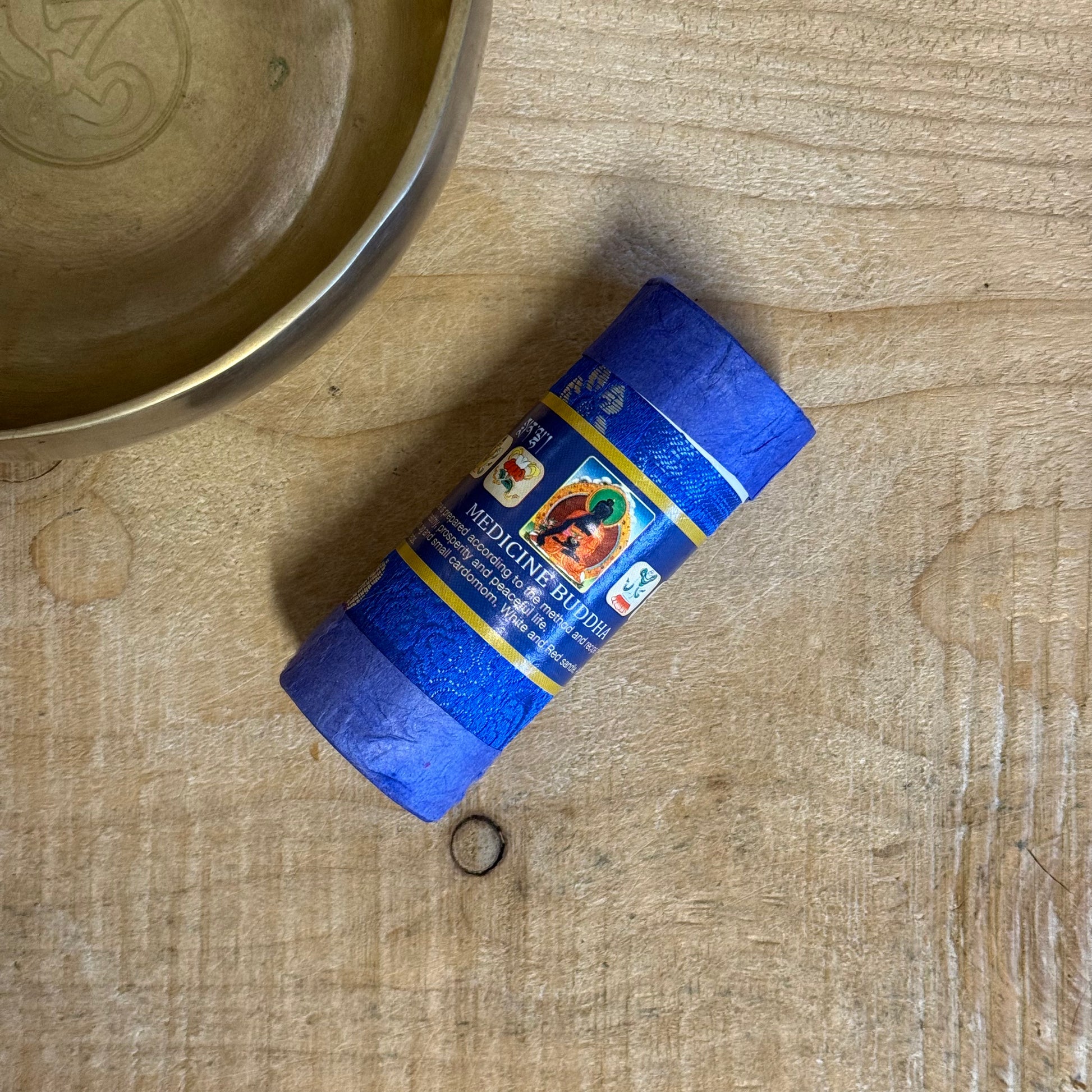 Druk Bhutanese Incense Medicine Buddha – Healing & Peace Blend

Medicine Buddha Bhutanese incense with healing herbs. 30 sticks, 10-min burn. Ancient recipe, handmade & fair-trade from Nepal. Health and peace.