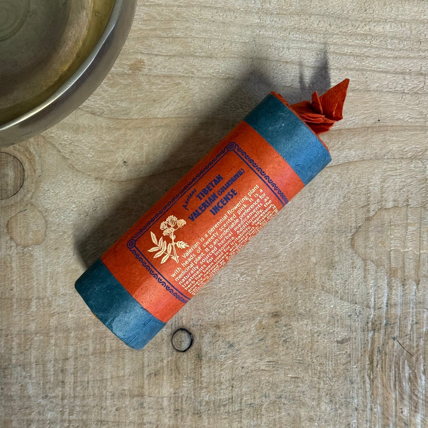 Embrace the gentle power of Ancient Tibetan Valerian (Sugandhawal) Incense, a sacred offering crafted from the sweet-scented root of the Valerian plant. Long cherished in the Tibetan healing tradition, this soothing herb is known for calming the restless spirit and easing disturbances of the heart-mind.

Let its grounding aroma invite tranquility, relieve sleeplessness, and soften anxiety, sadness, and mental tension. Ideal for evening meditation, prayer, or simply resting in stillness.