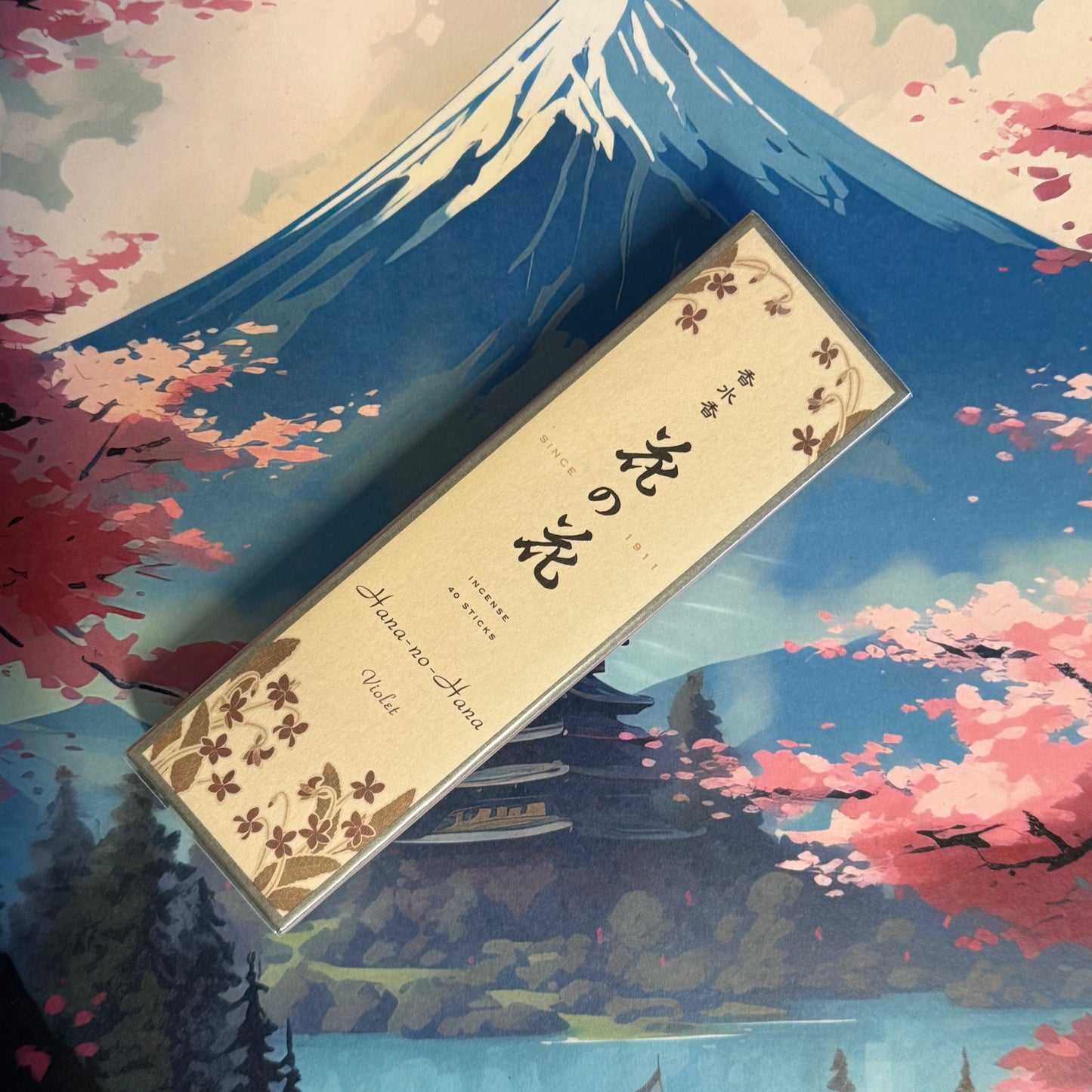 Hana No Hana Violet Japanese Incense – 40 Sticks with Sandalwood Aroma