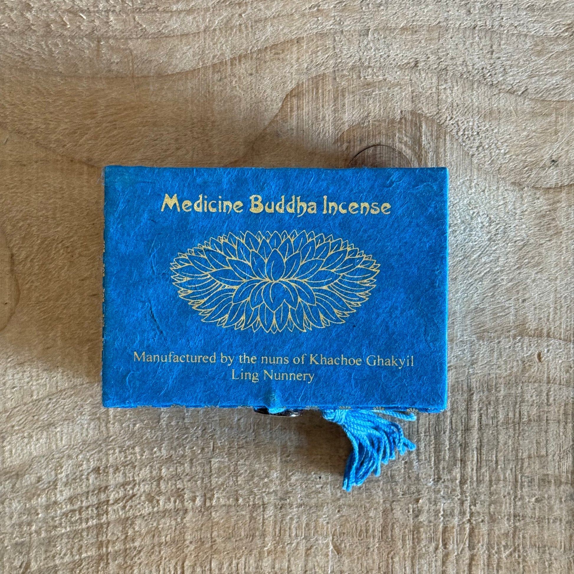 Crafted by the devoted nuns of Khachoe Ghakyil Ling Nunnery in Nepal, this sacred Medicine Buddha incense follows a traditional recipe offered by Lama Zopa Rinpoche. Each stick is carefully hand-rolled using pure Himalayan herbs, maintaining the ancient monastic method used in Buddhist healing rituals and purification ceremonies.