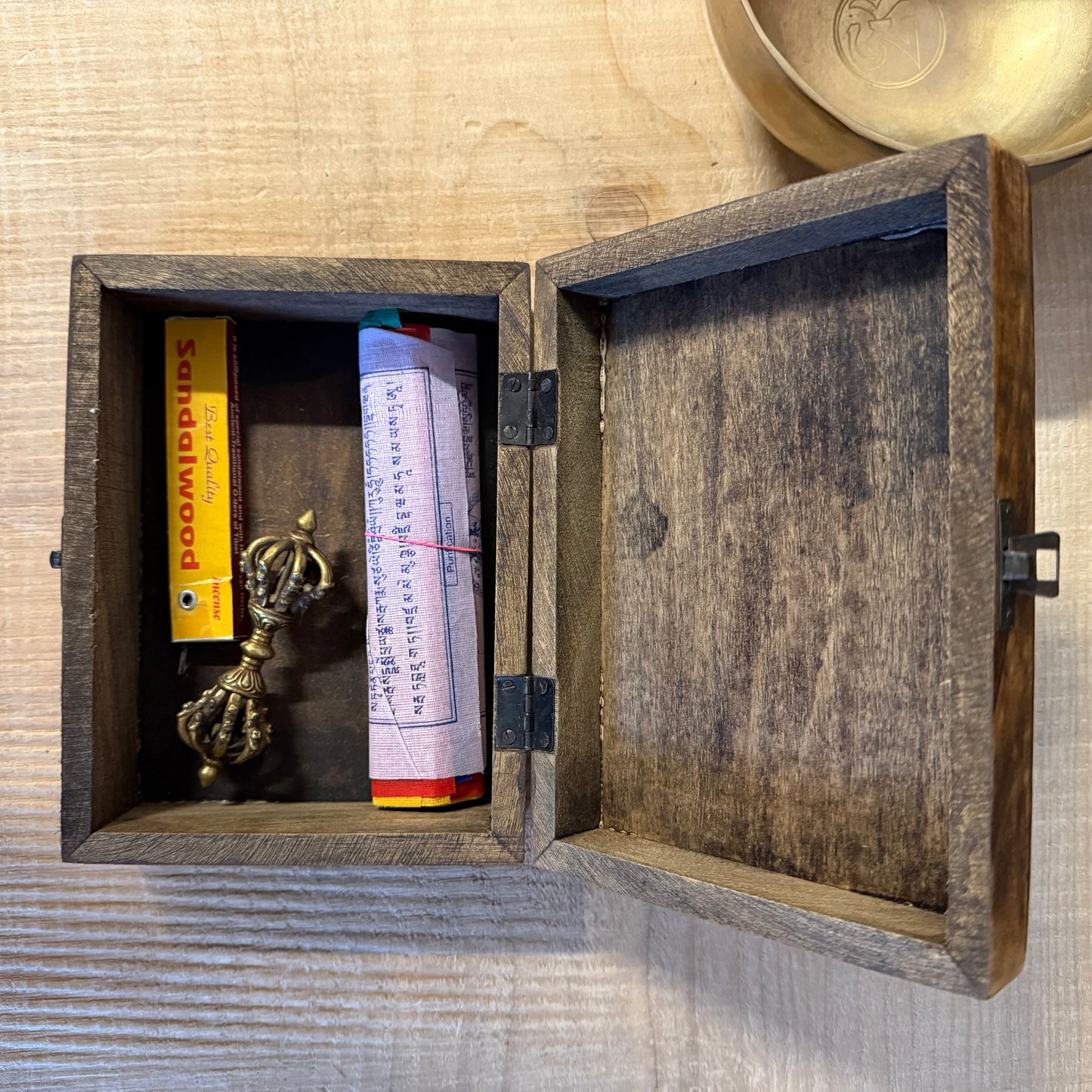 Wooden Keepsake Box Om – Hand-Carved Mango Wood Storage Box