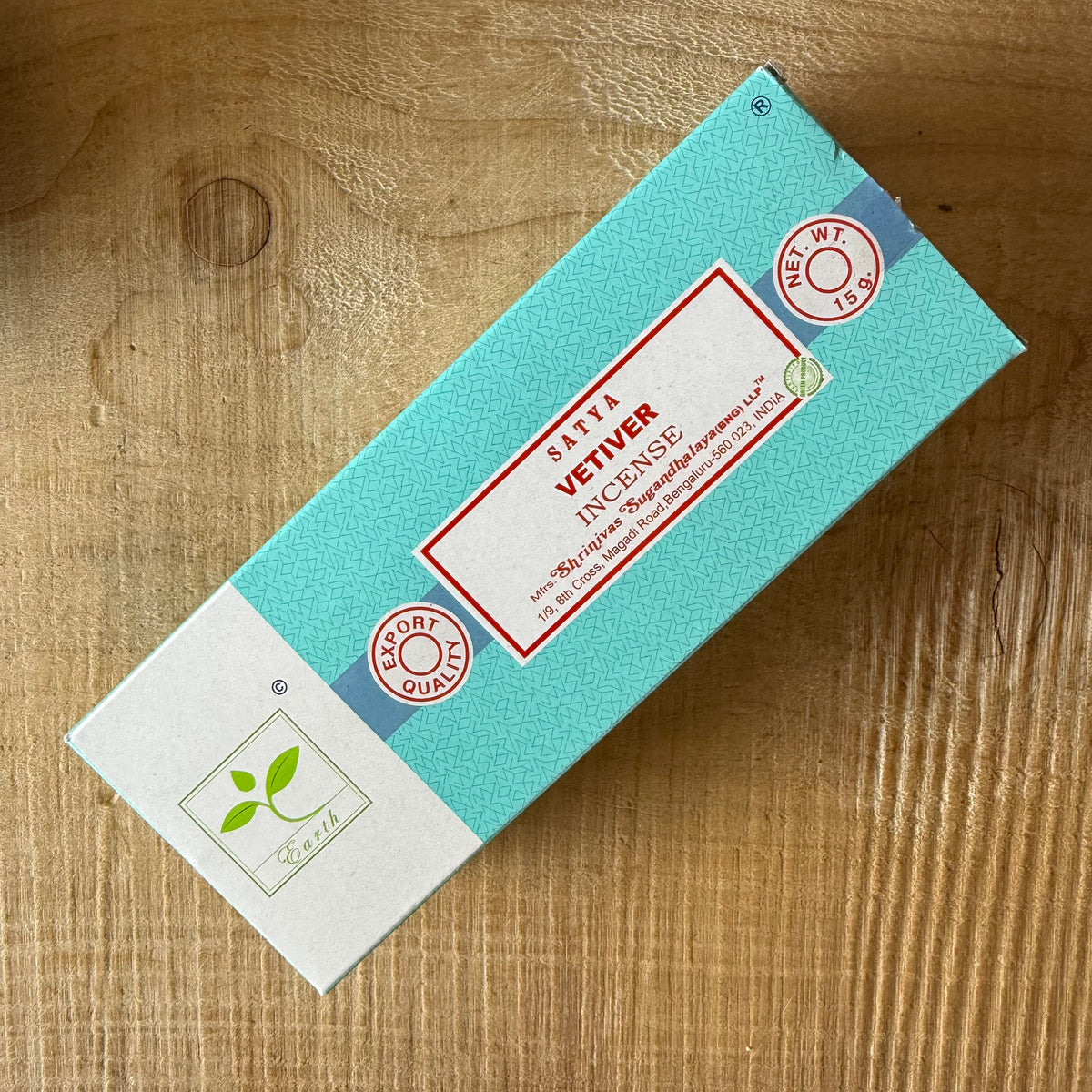 Satya Vetiver incense sticks 15g pack containing 10 fragrant incense sticks with an earthy, woody aroma.