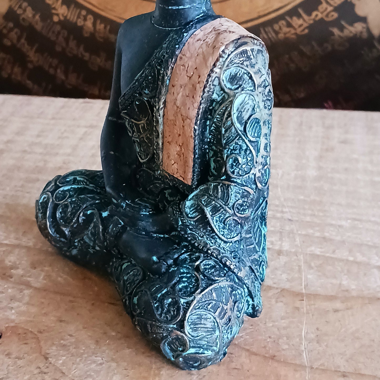 Elevate your space with this exquisite Thai-style Buddha figurine, showcasing a vintage aesthetic and a serene aura. Crafted with precision from high-quality resin, this 14cm statue features the Buddha in the Dhyana Mudra, a meditative hand gesture symbolizing spiritual enlightenment and harmony.