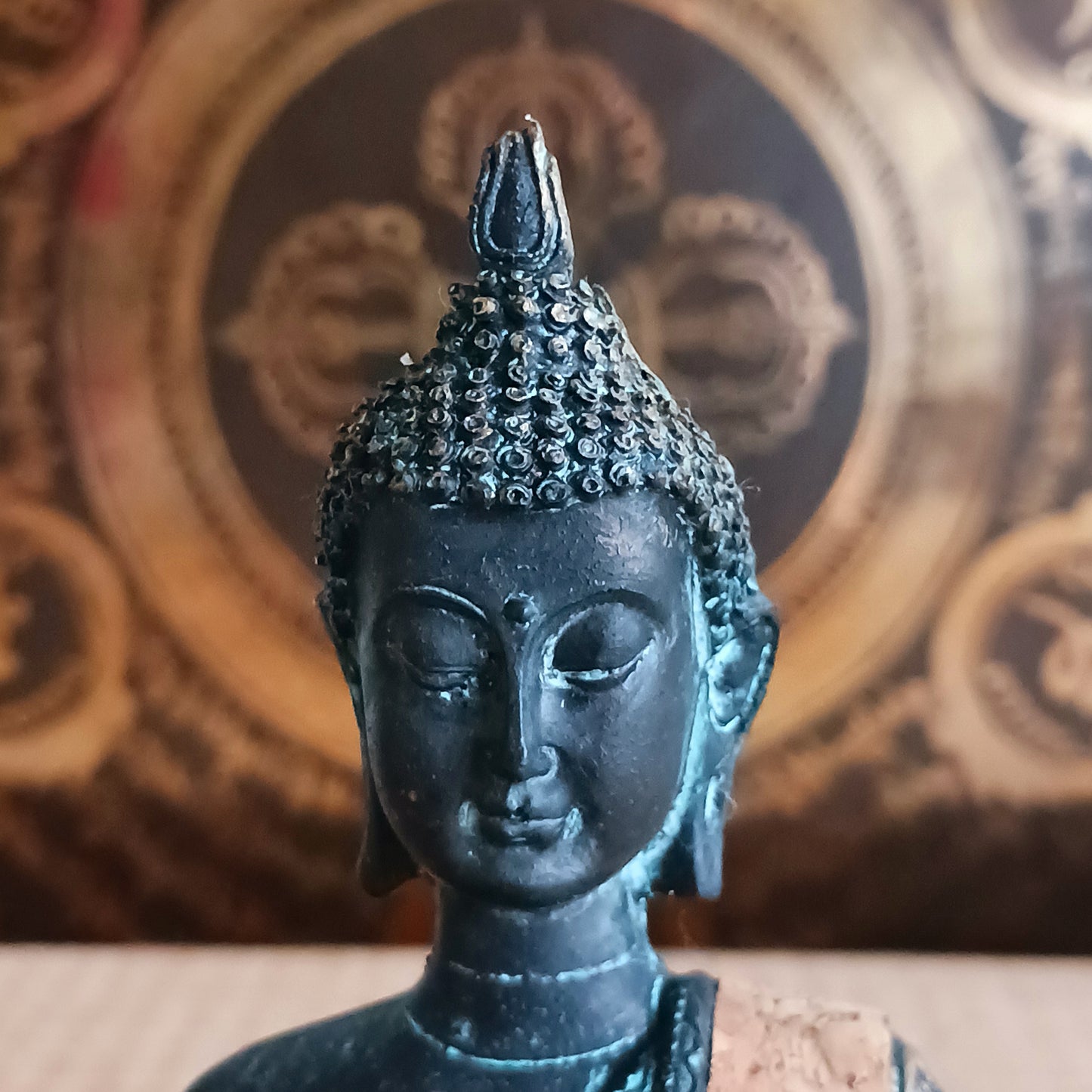 Elevate your space with this exquisite Thai-style Buddha figurine, showcasing a vintage aesthetic and a serene aura. Crafted with precision from high-quality resin, this 14cm statue features the Buddha in the Dhyana Mudra, a meditative hand gesture symbolizing spiritual enlightenment and harmony.