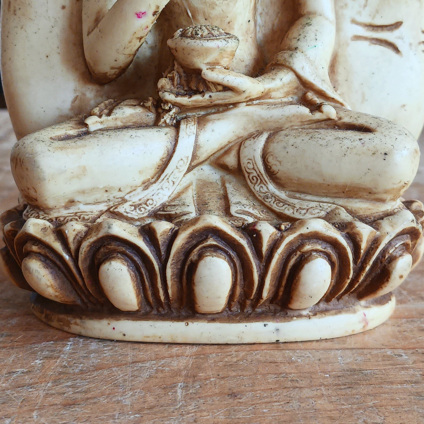 Bring clarity and spiritual success home with this Amoghasiddhi statue—Buddha of mastery, wisdom, and unobstructed success.