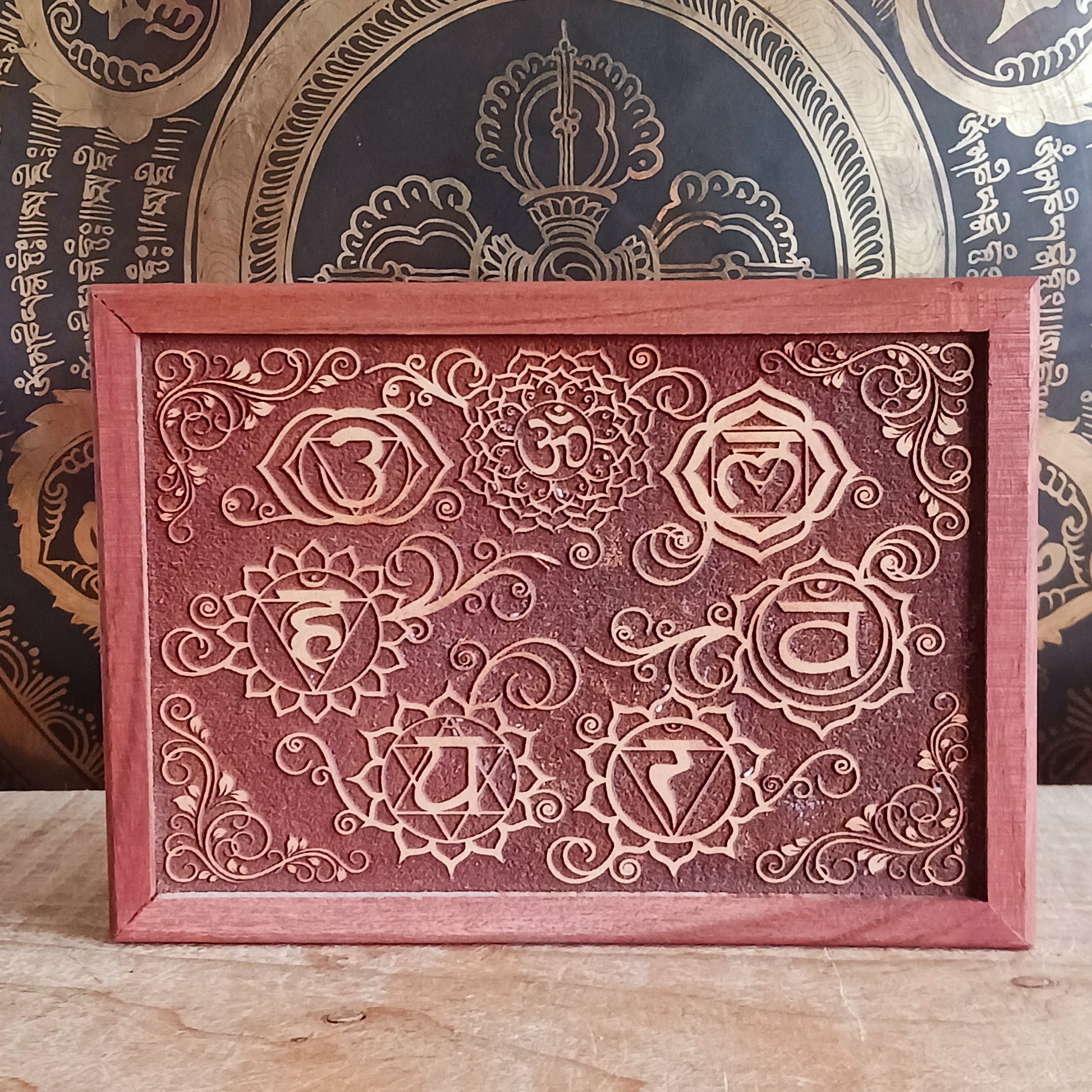 Celebrate the elegance of hand-carved craftsmanship with this Wooden Keepsake Box Om, made from sustainably sourced mango wood in India. The intricate Om design embodies spiritual harmony, making it perfect for storing jewellery, trinkets, or cherished keepsakes.
