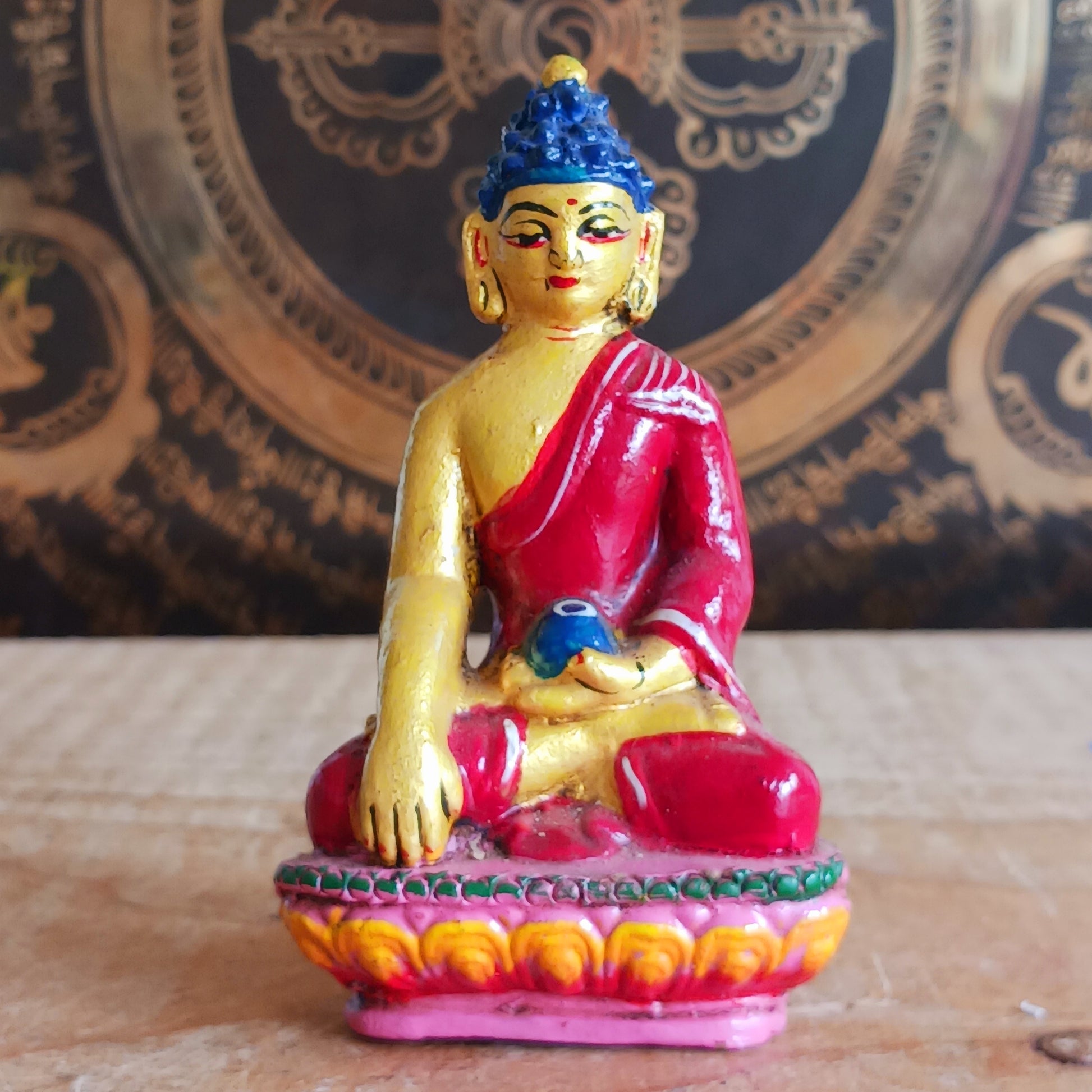 The Medicine Buddha is revered for his power to heal physical and emotional ailments. He is depicted in serene meditation, holding a bowl of healing medicine, making this statue a meaningful addition to any altar, meditation corner, or sacred space.