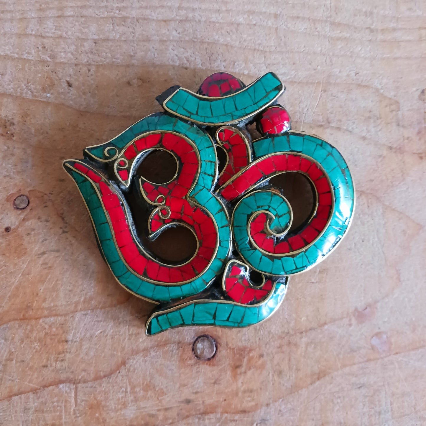 The Om syllable is often chanted either independently or before a mantra; it signifies the essence of the ultimate reality, consciousness or Atma. The syllable is often found at the beginning and the end of chapters in the Vedas, the Upanishads, and other Hindu texts.