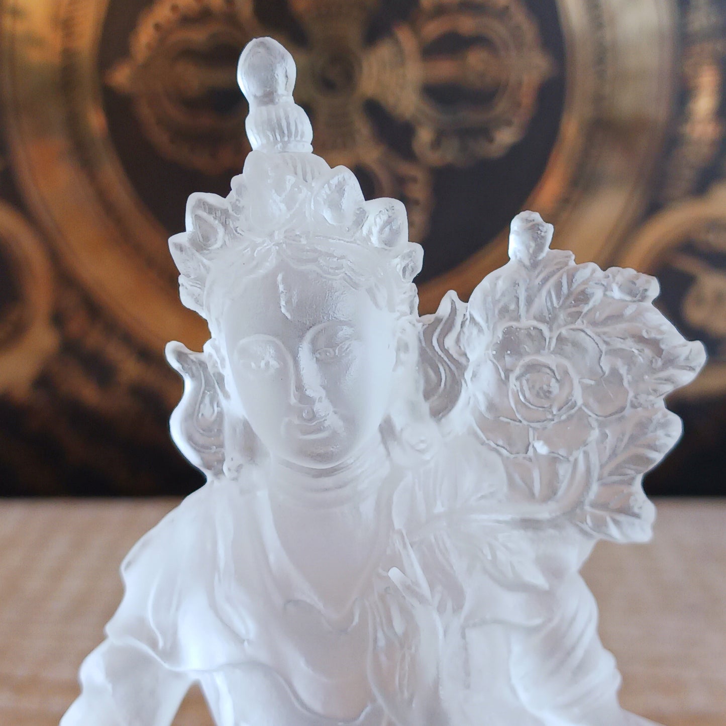 Invite peace, healing, and the sacred feminine into your space with this exquisite Transparent White Tara Statue. Expertly crafted from high-quality glazed glass, this statue beautifully embodies White Tara, a revered female Buddha in Tibetan Buddhism known for her compassion, wisdom, and healing powers.