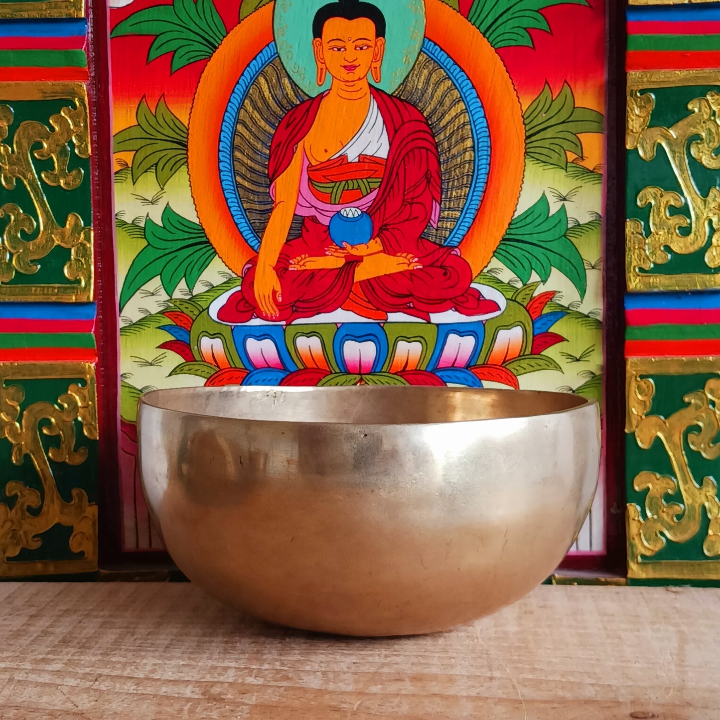 Elevate your meditation and sound healing practice with this Classic Hand-Hammered Singing Bowl, beautifully engraved with the sacred OHM symbol inside the bowl. This is a unique, one-of-a-kind item—you will receive exactly the bowl pictured.