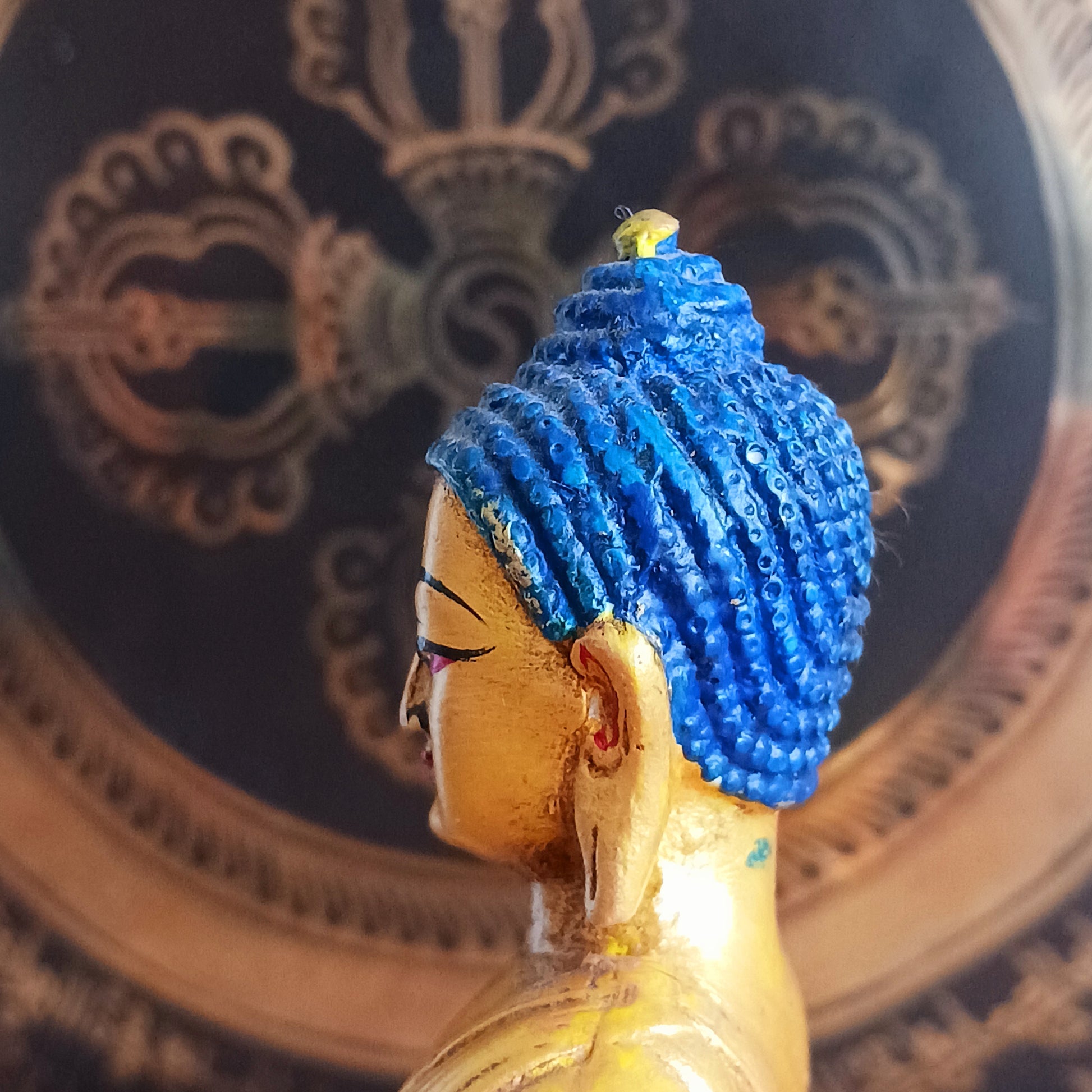 Bring serenity and spiritual elegance into your space with this stunning Shakyamuni Buddha statue. Crafted from durable clay and resin, it is meticulously painted in rich gold and traditional thangka colours, following the authentic colour patterns described in ancient texts.