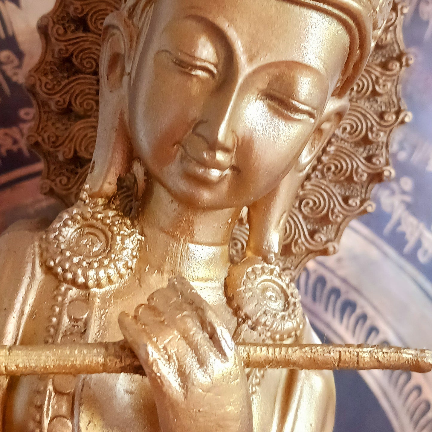 Bring divine grace and serenity into your space with this beautifully crafted golden statue of Lord Krishna, one of the most revered and beloved deities in Hinduism. Krishna, the eighth avatar of Vishnu, is known as the god of love, protection, and compassion. 