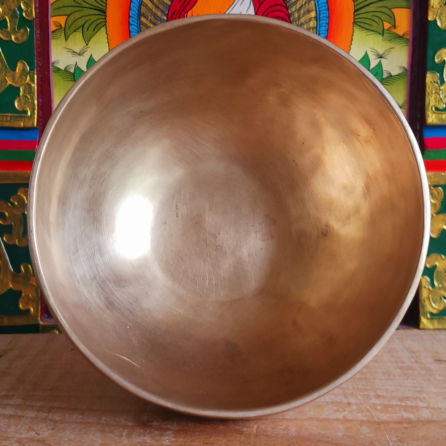 Handmade Chö-Pa singing bowl from Nepal with a long-lasting tone. Ideal for meditation, healing, and space clearing rituals.