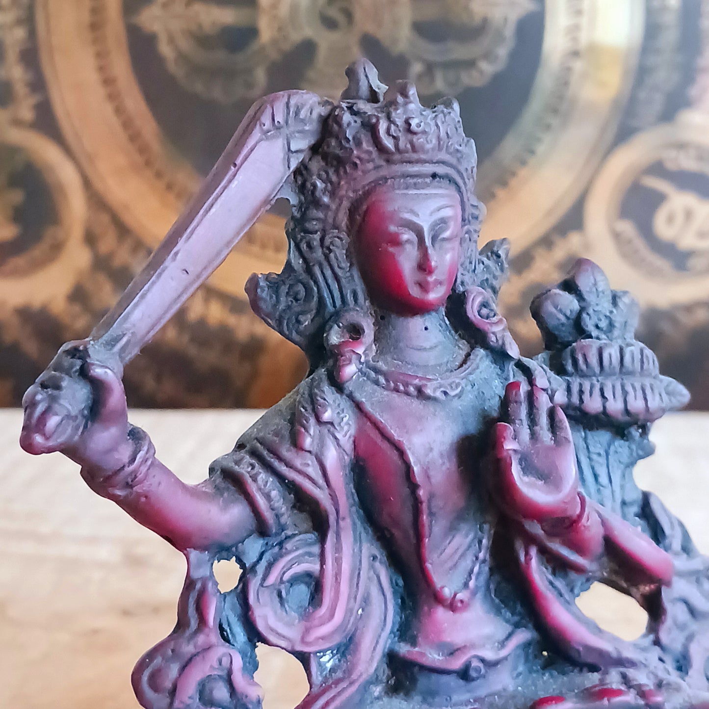 Manjushree, from the Sanskrit Manju (gentle) and Shree (glorious or honorable), is revered as the embodiment of “gentle glory.” His essence radiates clarity, intelligence, and the power to dispel ignorance. In Mahayana Buddhist tradition, Manjushree confers mastery of the Dharma, deep spiritual wisdom, and eloquence, guiding practitioners along the noble path of the bodhisattva.